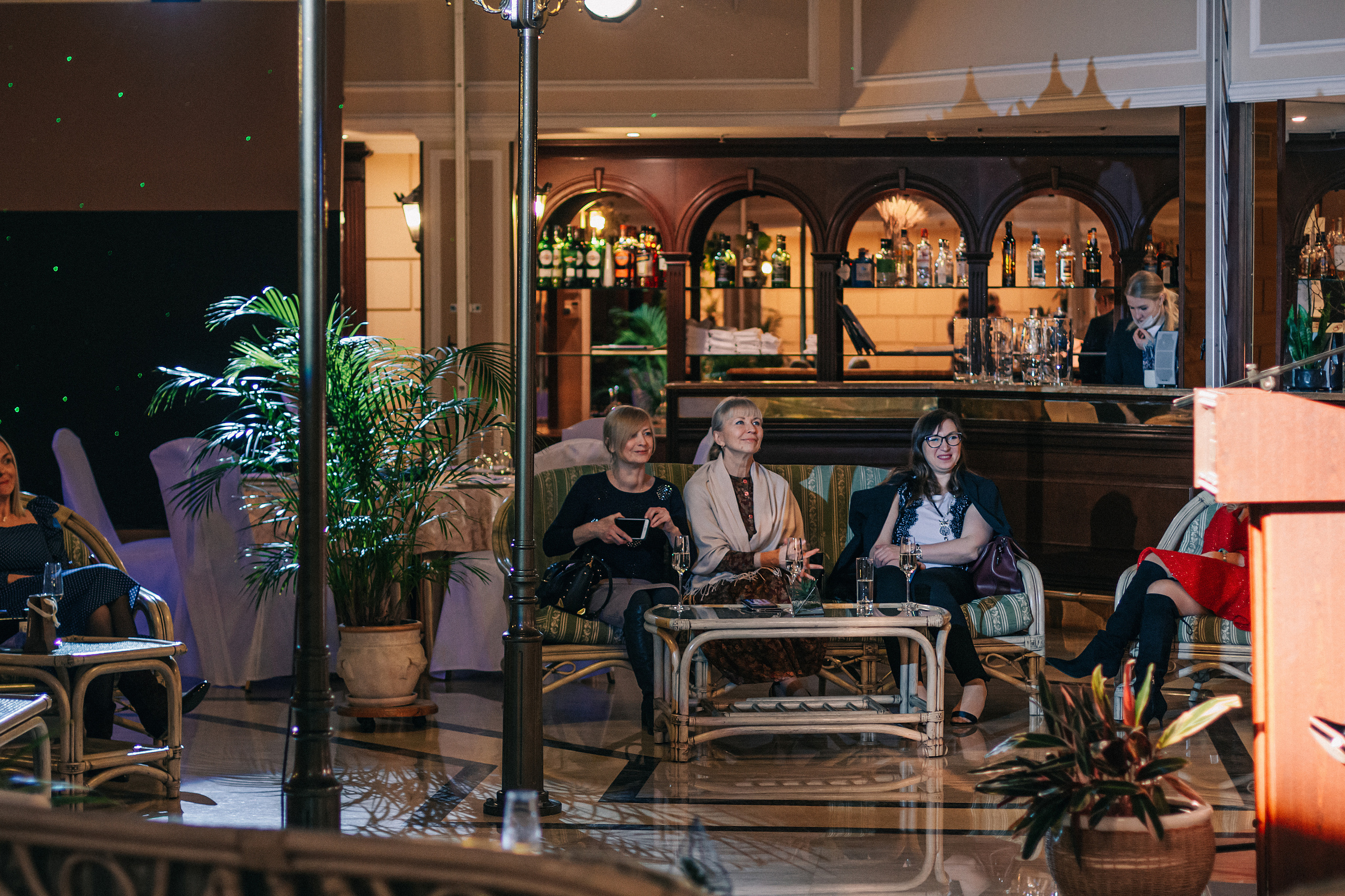 Презентация книги Юлии Чай «Новая я». 09 марта 2022. Санкт-Петербург. Ваш персональный фотограф в Волжском Мария Морозова