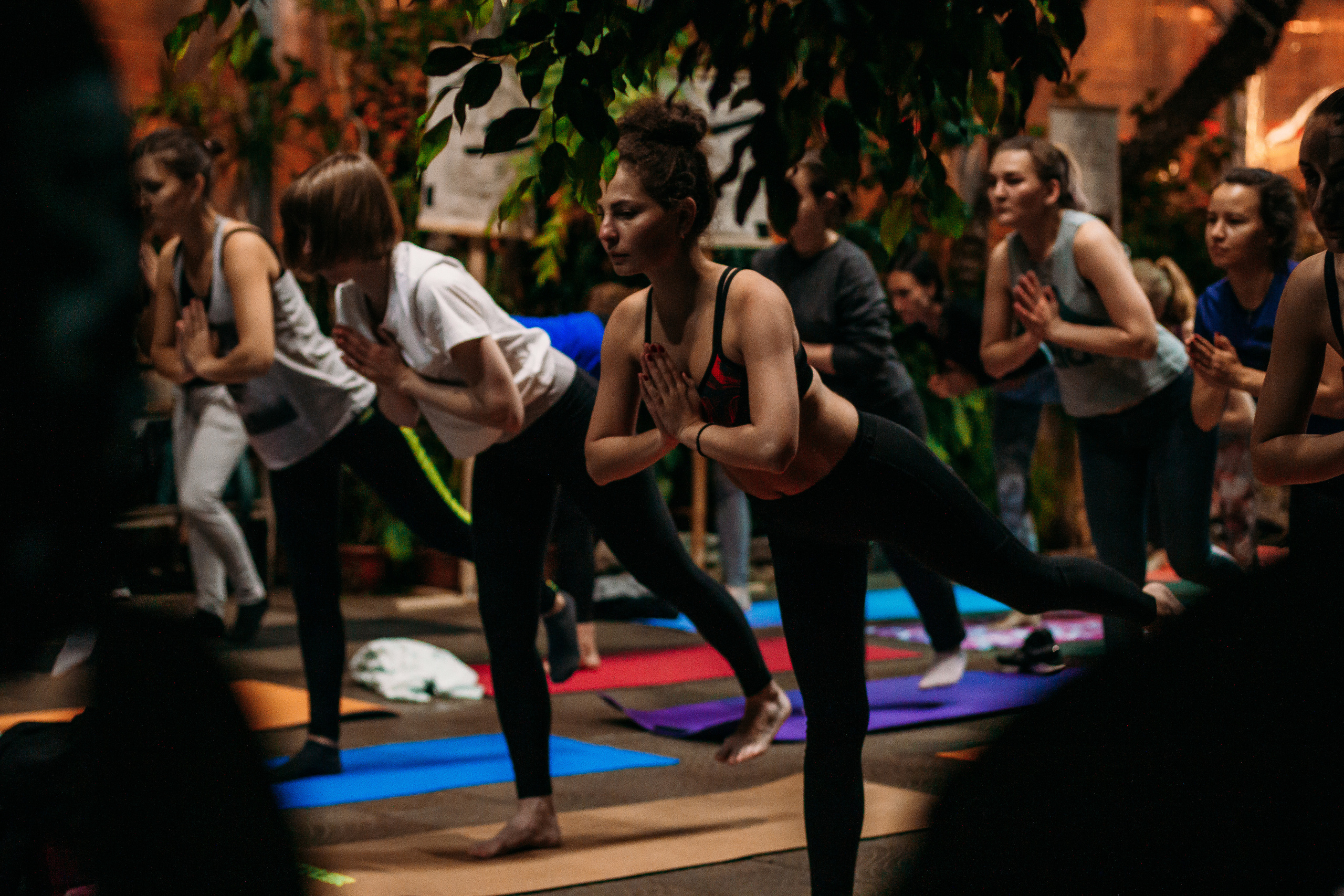 Йога с Анастасией Райденковой в Оранжерее. 16 сентября 2020. Санкт-Петербург. Ваш персональный фотограф в Волжском Мария Морозова