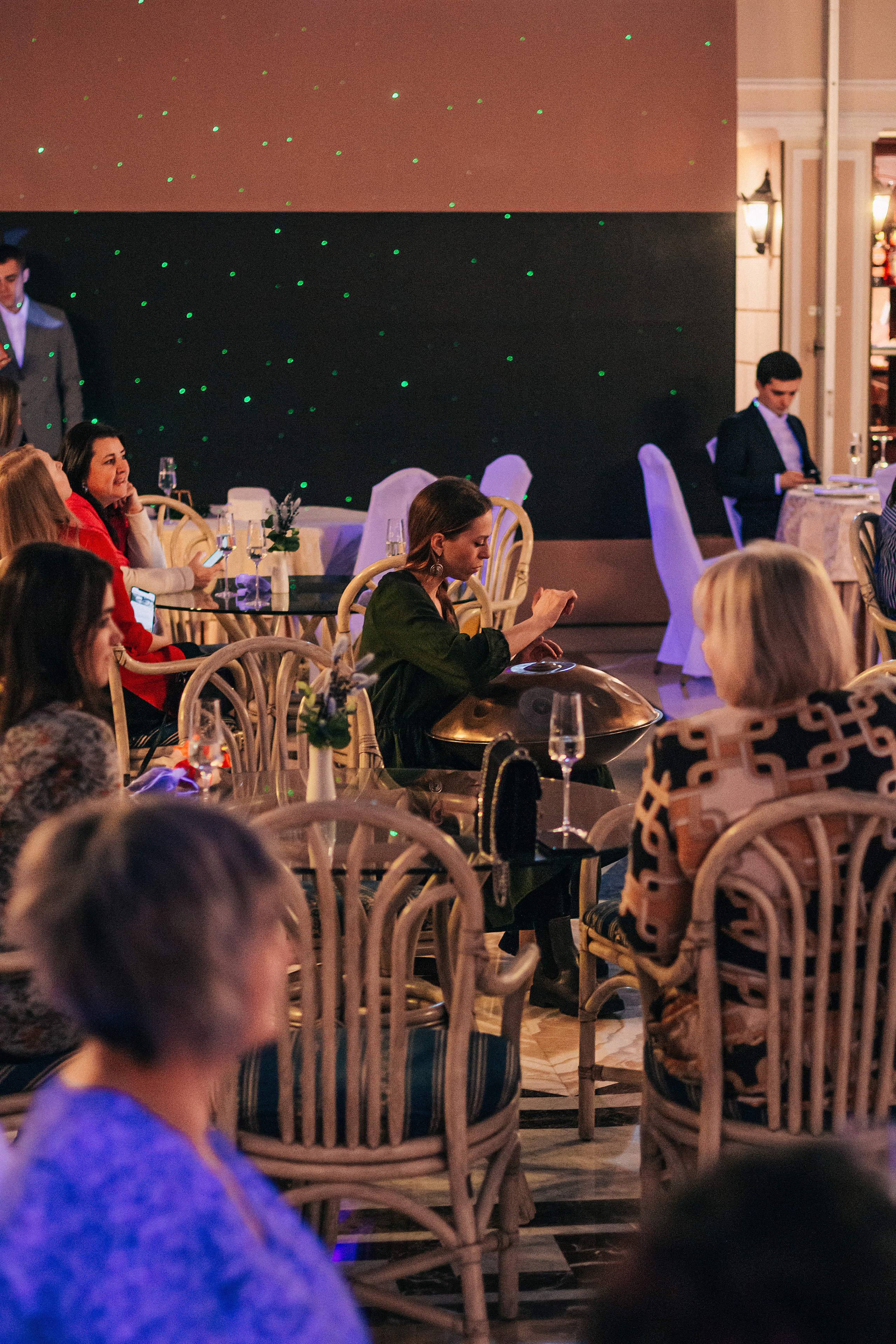 Презентация книги Юлии Чай «Новая я». 09 марта 2022. Санкт-Петербург. Ваш персональный фотограф в Волжском Мария Морозова