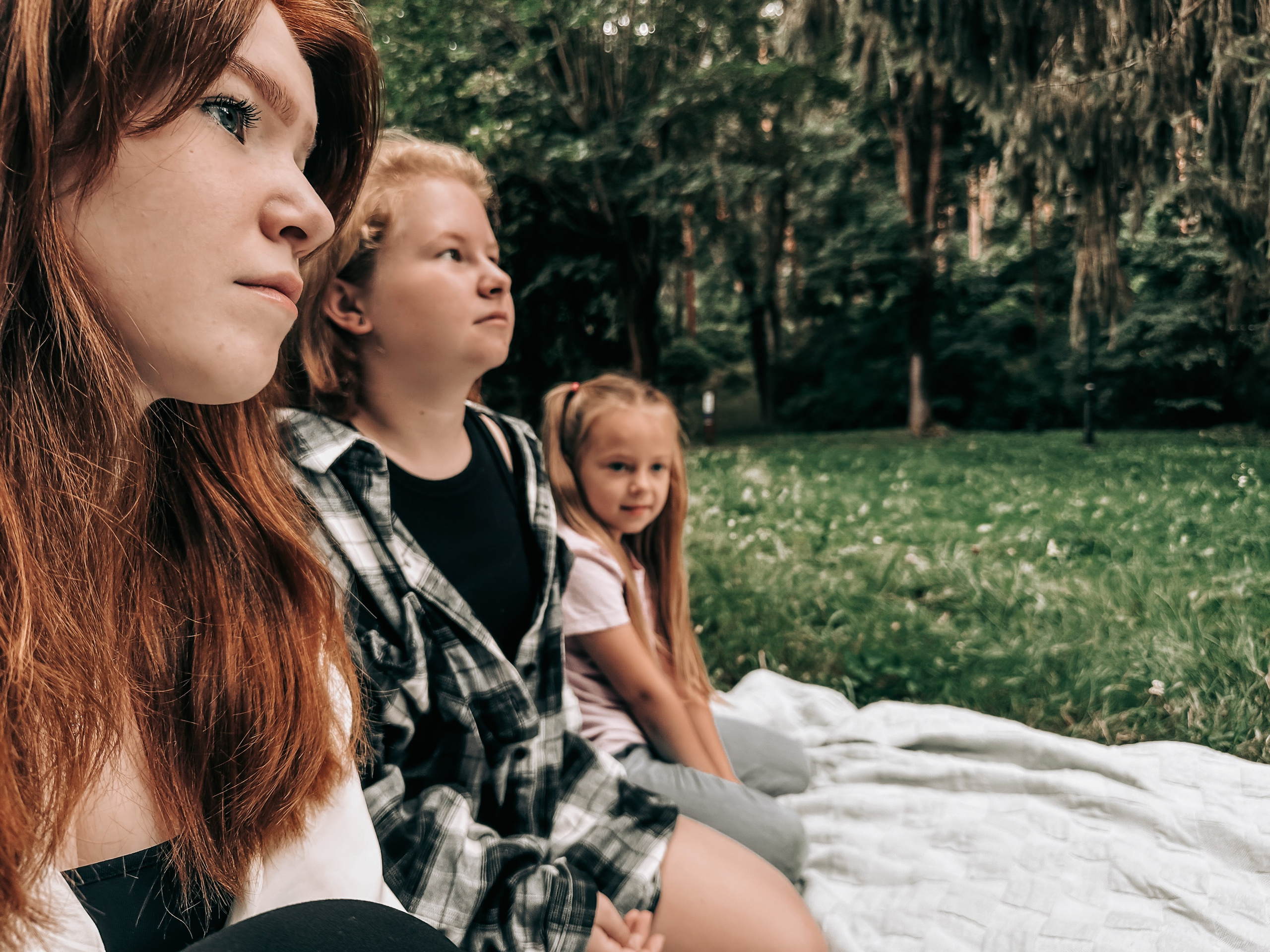 Дети. Смотри, красота!