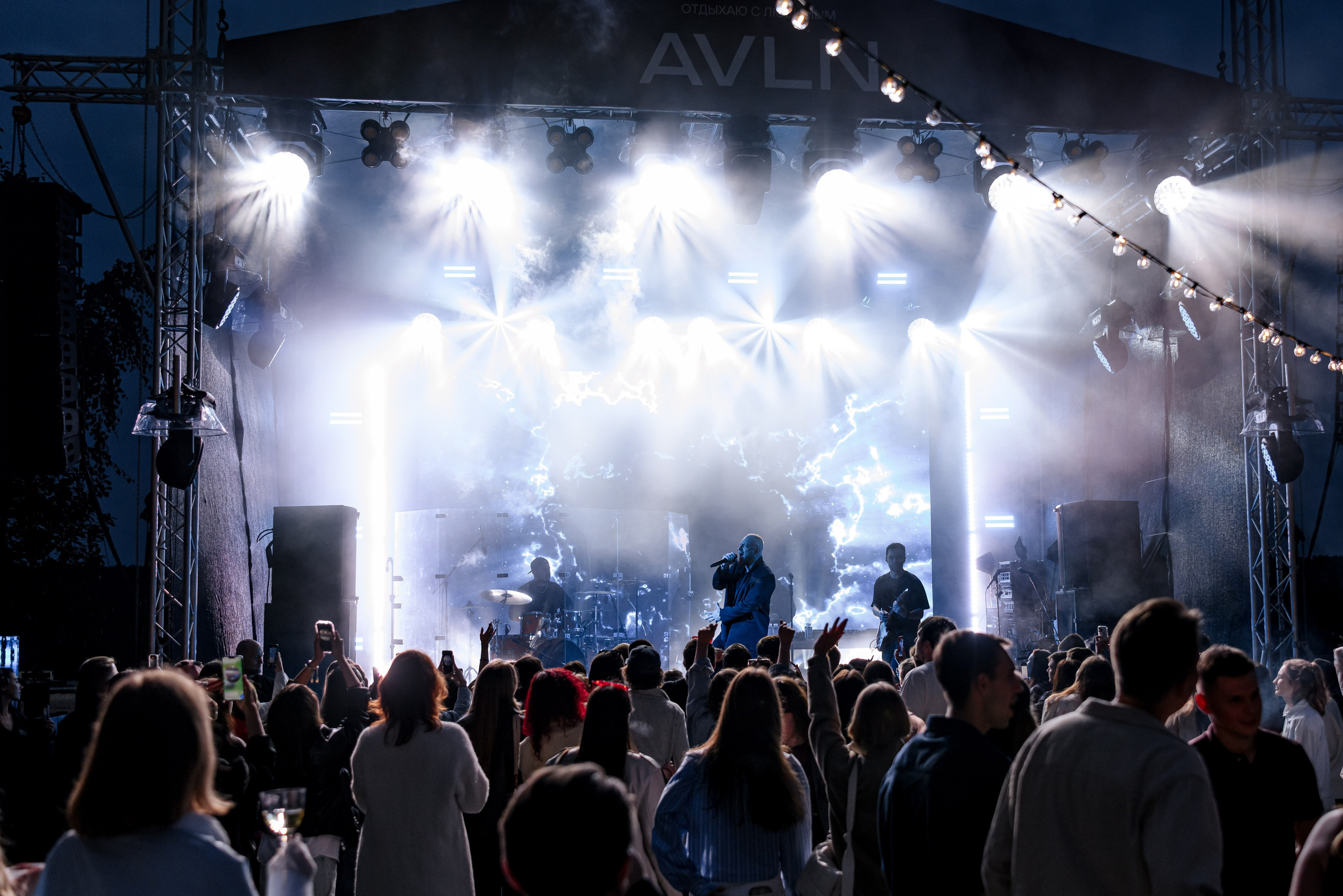 AVLON. Максим Комаров — Профессиональный фотограф