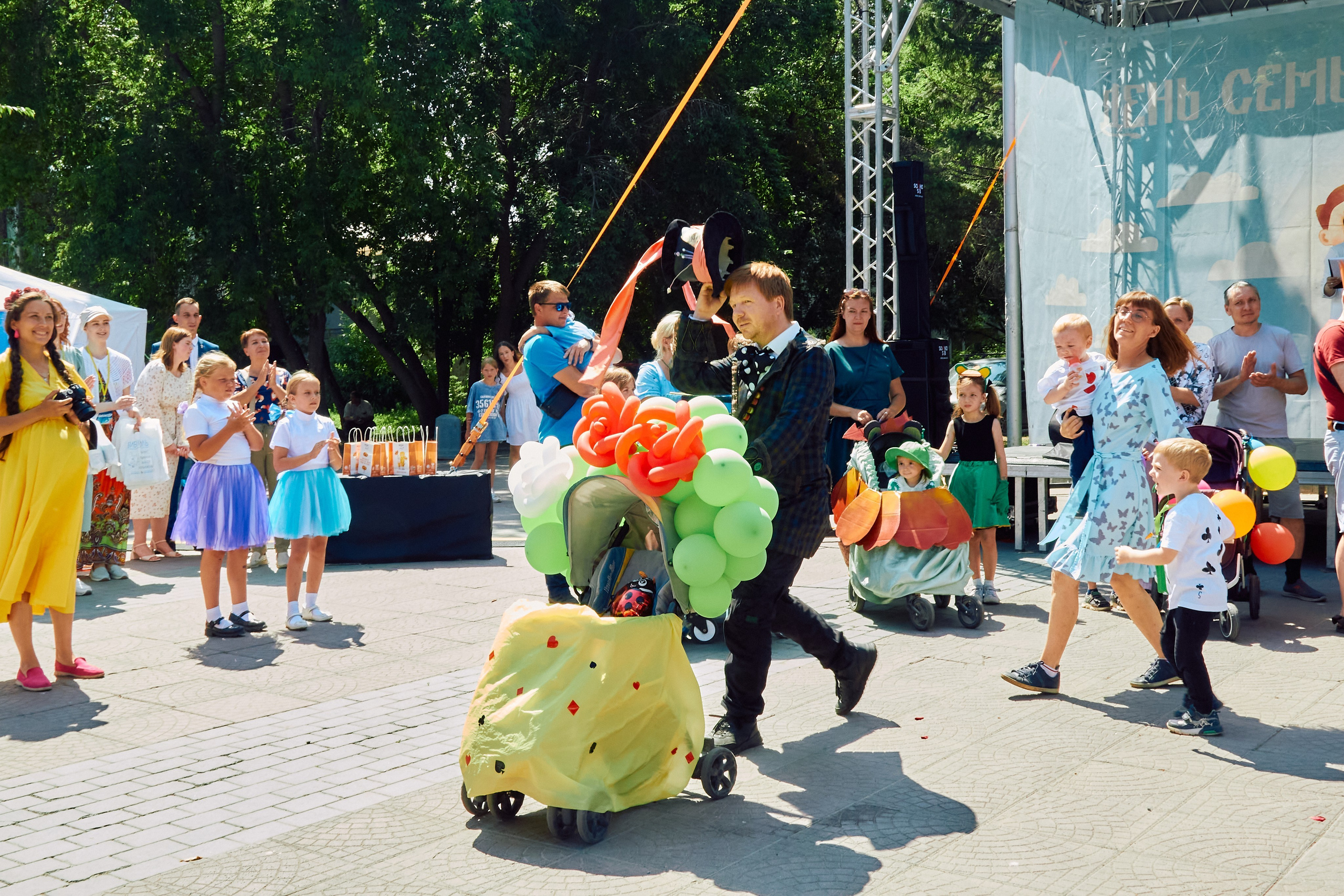 День семьи, любви и верности 2024. Фотограф Мероприятий Новосибирск