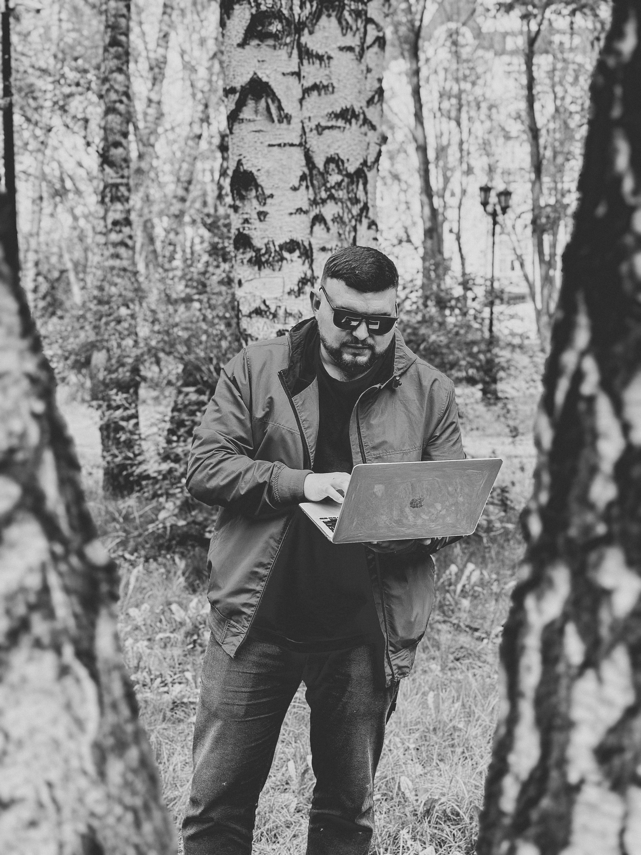 Брутальная ЧБ фотосессия Даниила. Твой фотограф и видеограф в Тюмени — Сергей Бизин