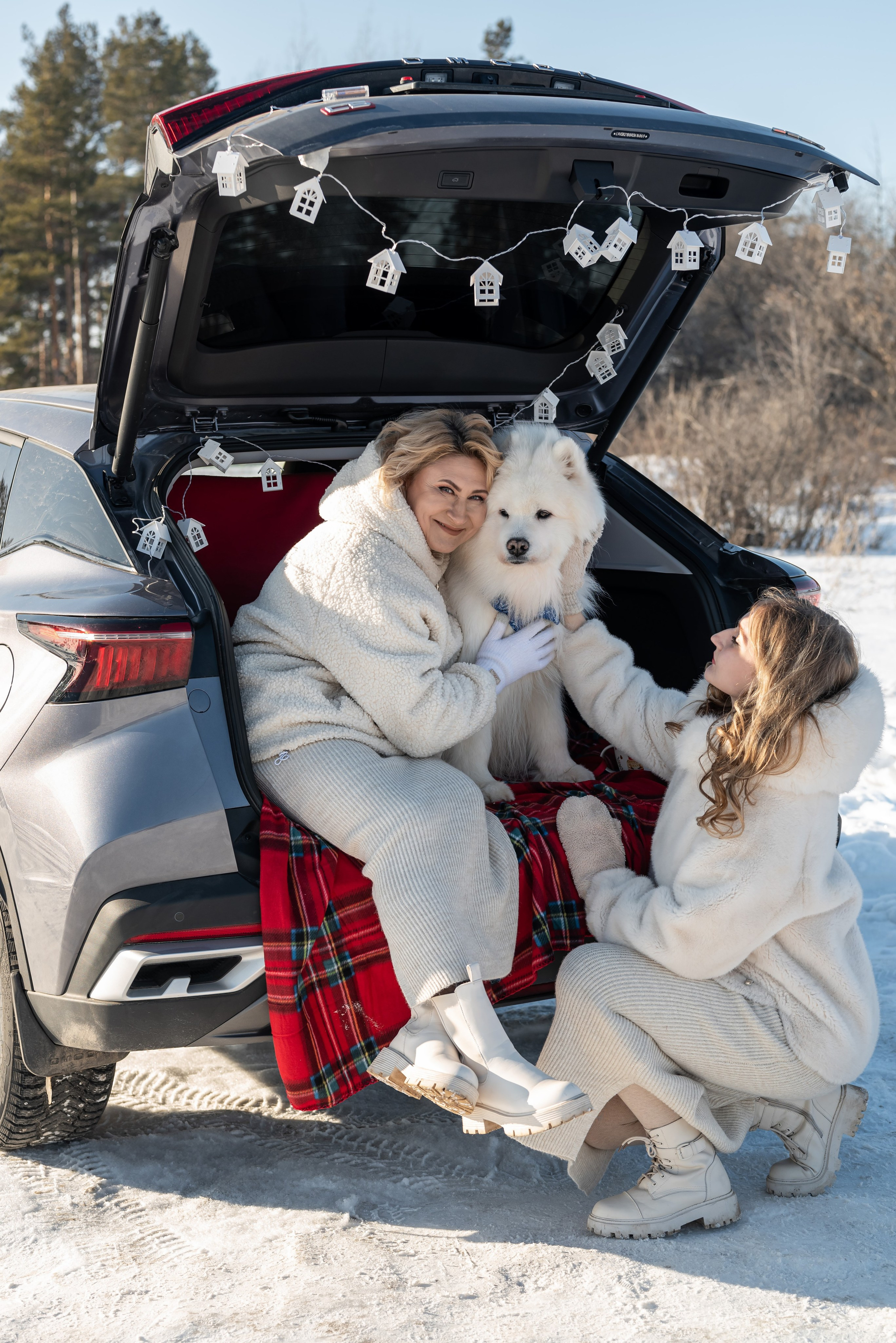 Фотопроект с Платоном и машиной на улице. Фотограф в городе Салават