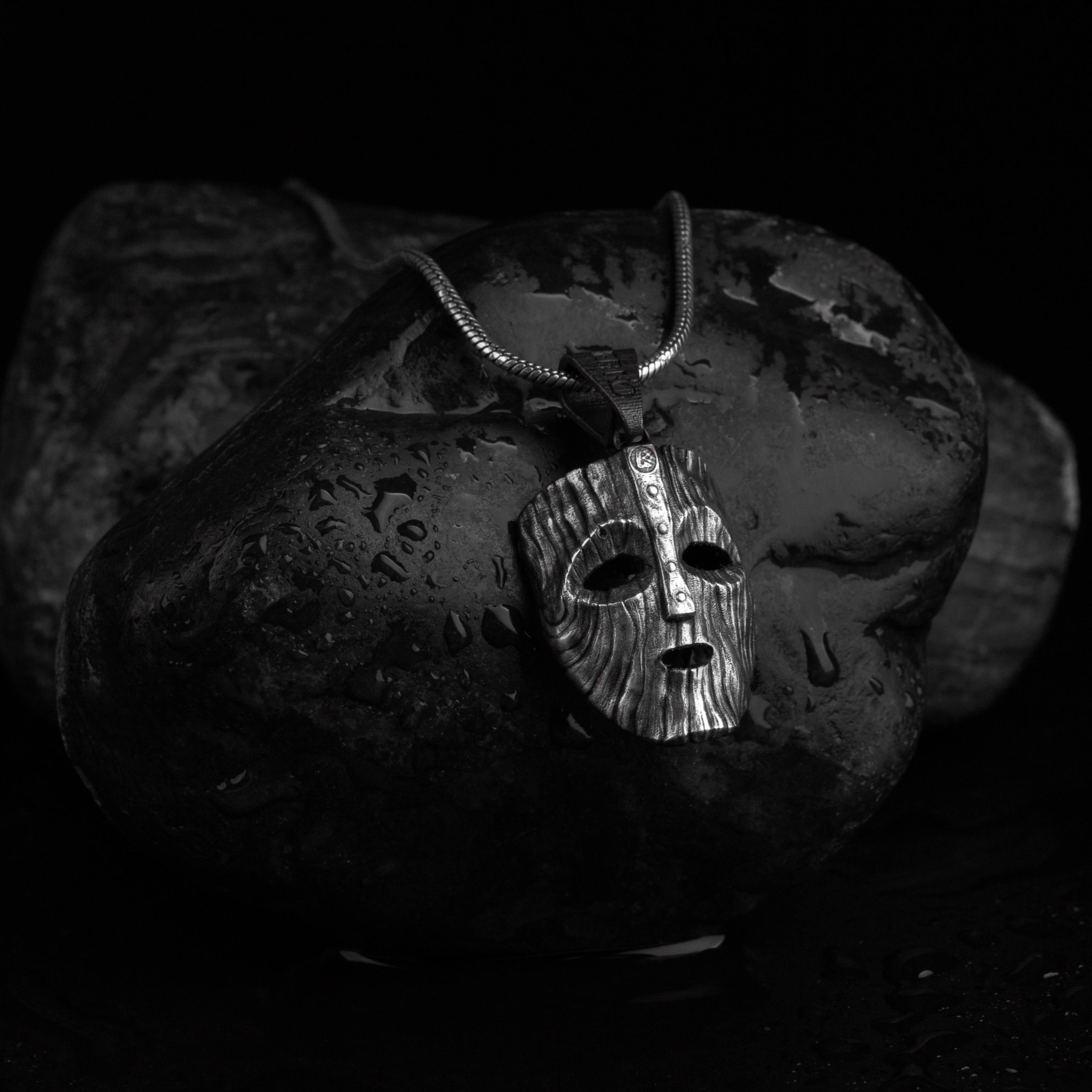 Ювелирные украшения. Предметный фотограф в Крыму Ольга Шестакова