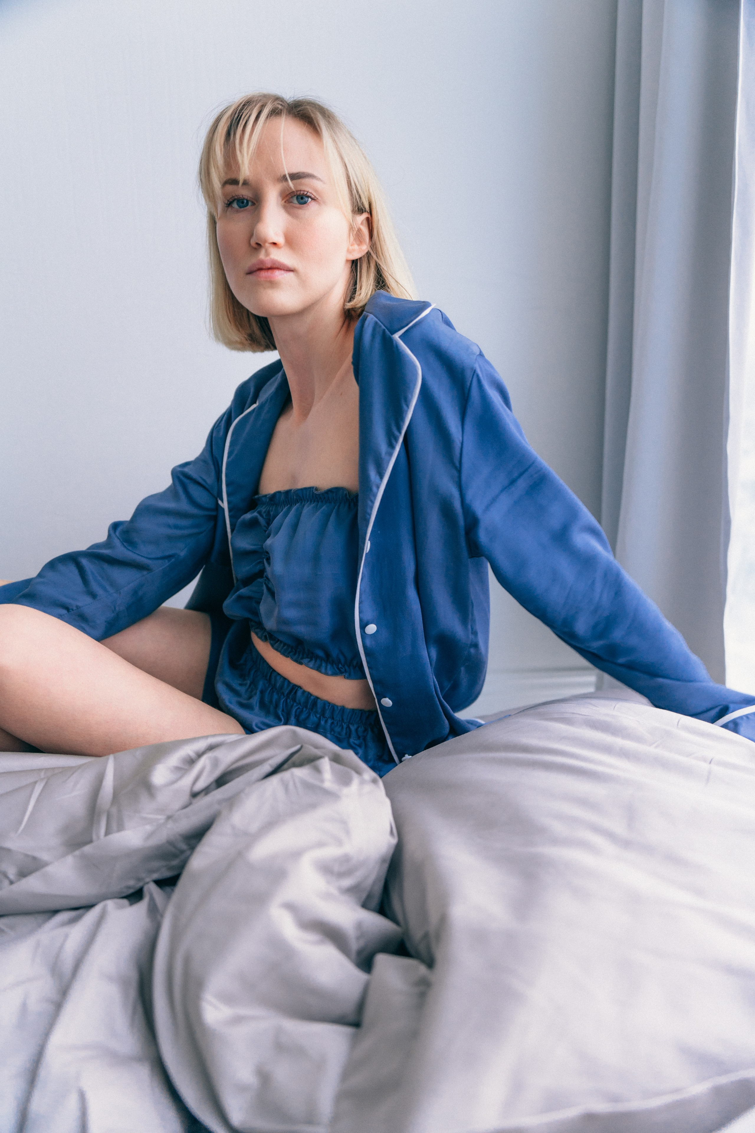 Съемка для брендов. Предметный и портретный фотограф в Санкт-Петербурге Заманова Дарья