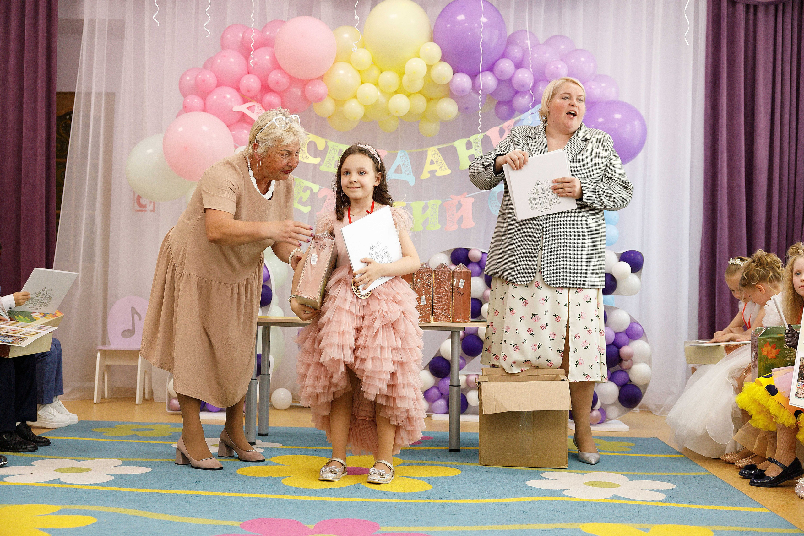 Выпускной детского сада № 179. Photoalbum-vl.ru