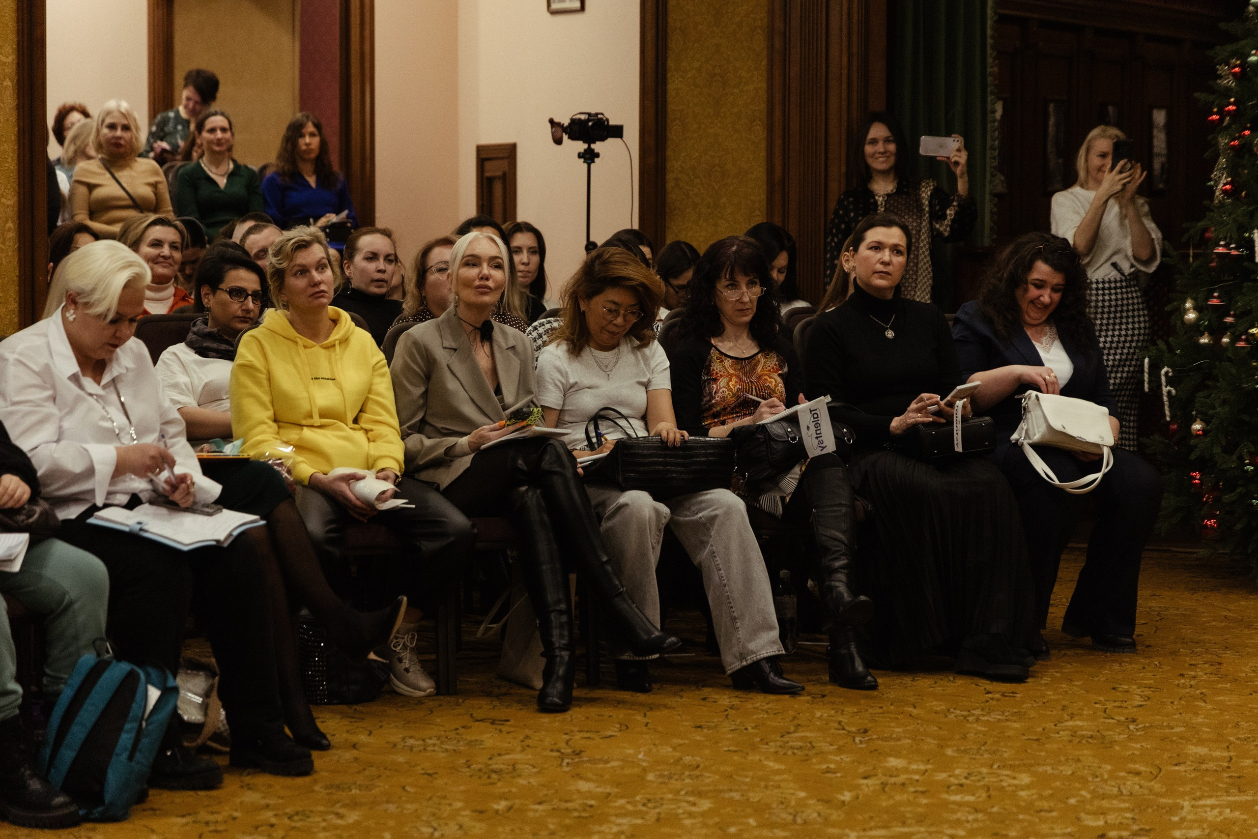 Talentsy выпускной. Портретный и репортажный фотограф в Москве Олеся Лисарк