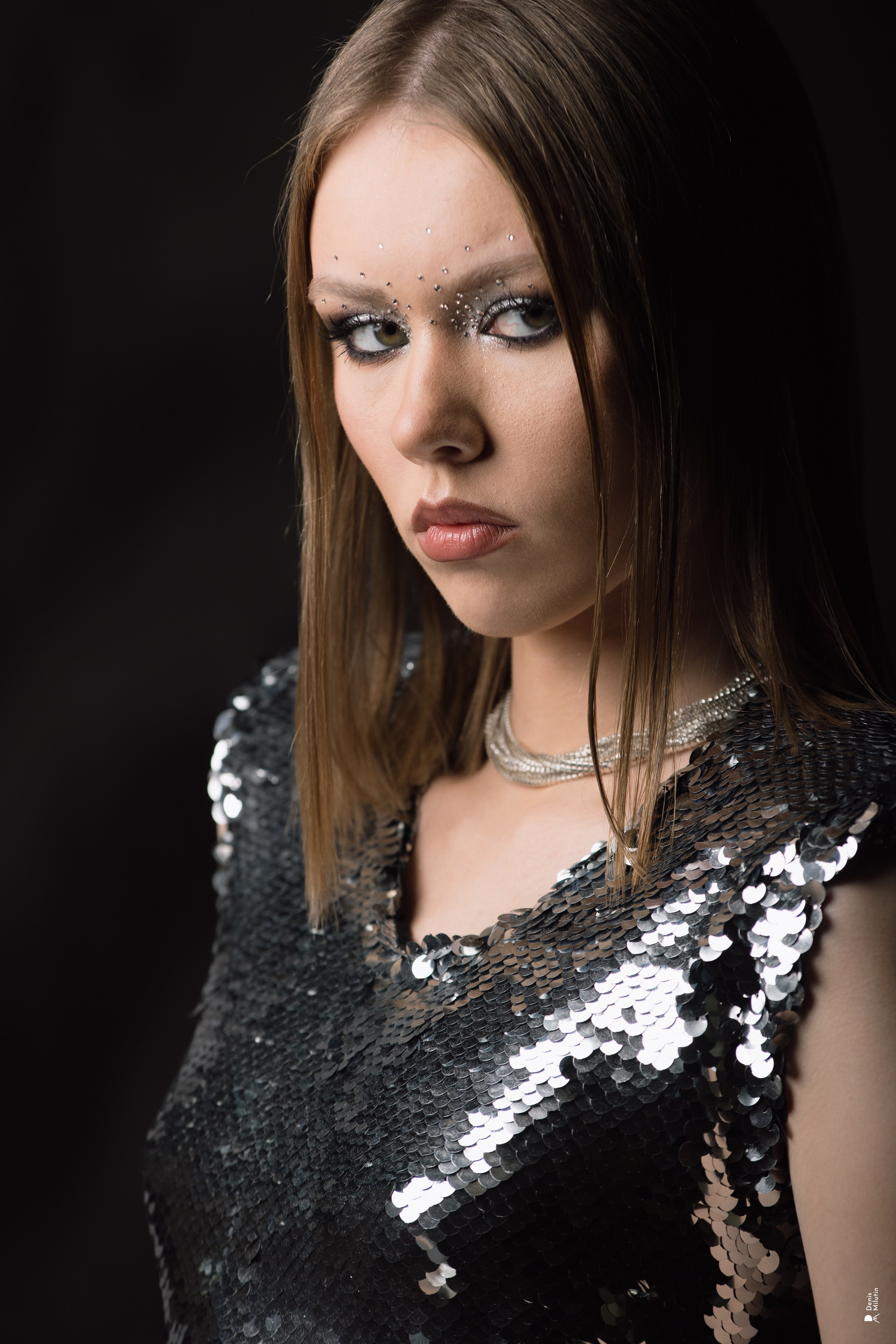 № 1. Портретный фотограф Денис Милютин