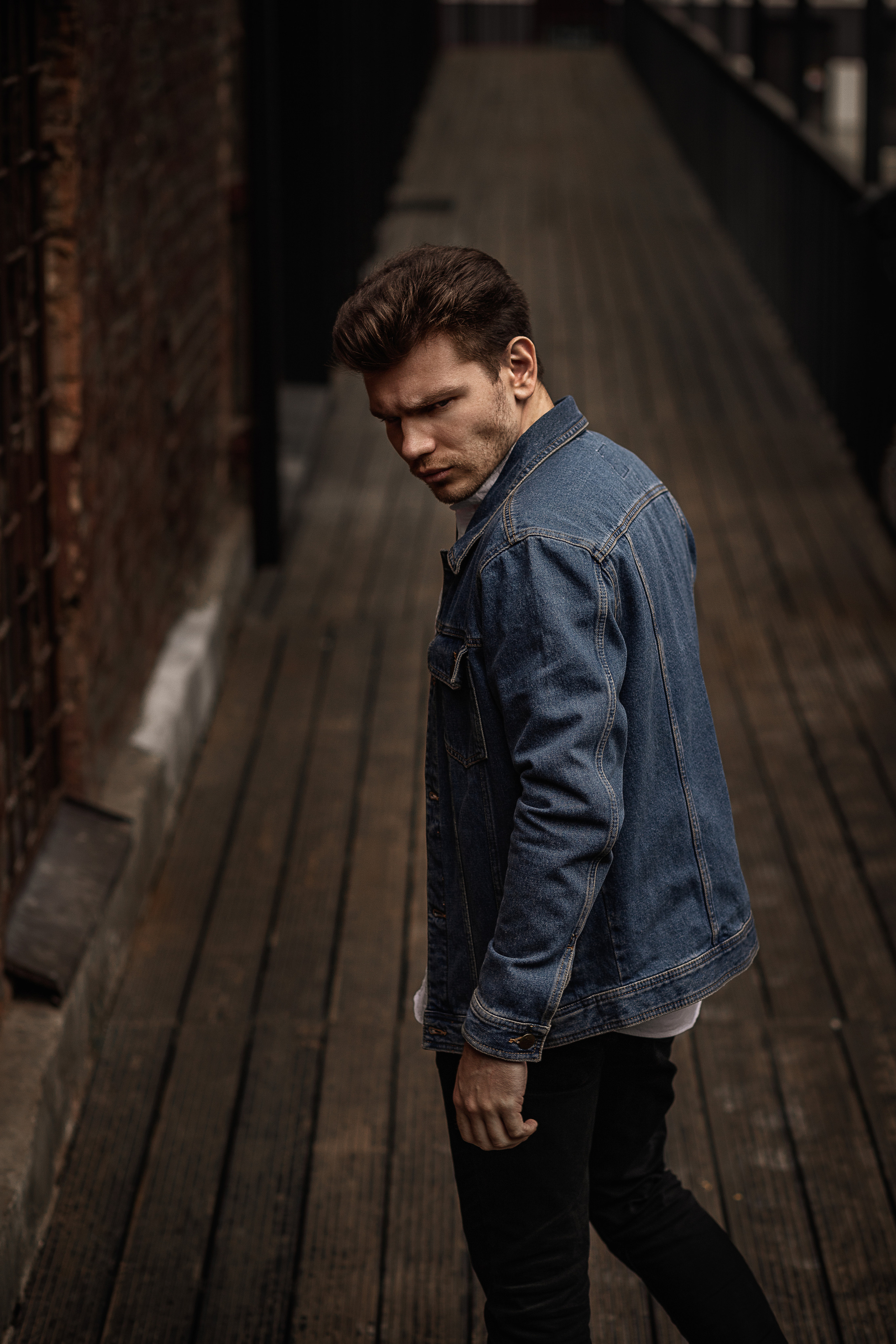 Мужской портрет | Стильные и профессиональные фотографии | ZPROD. Фото и видеосъемка | продакшн студия ZPROD