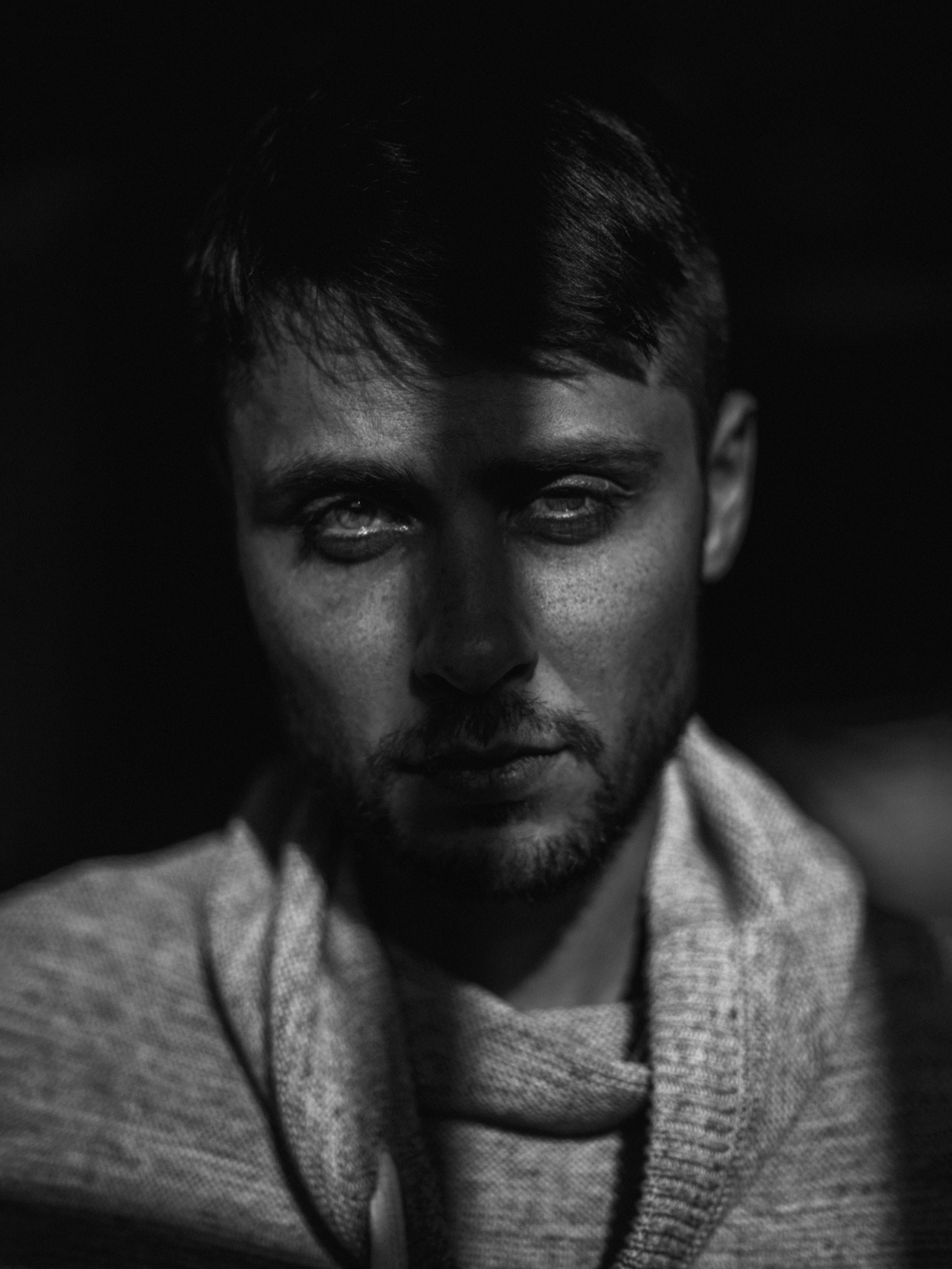 Мужской портрет | Стильные и профессиональные фотографии | ZPROD. Фото и видеосъемка | продакшн студия ZPROD