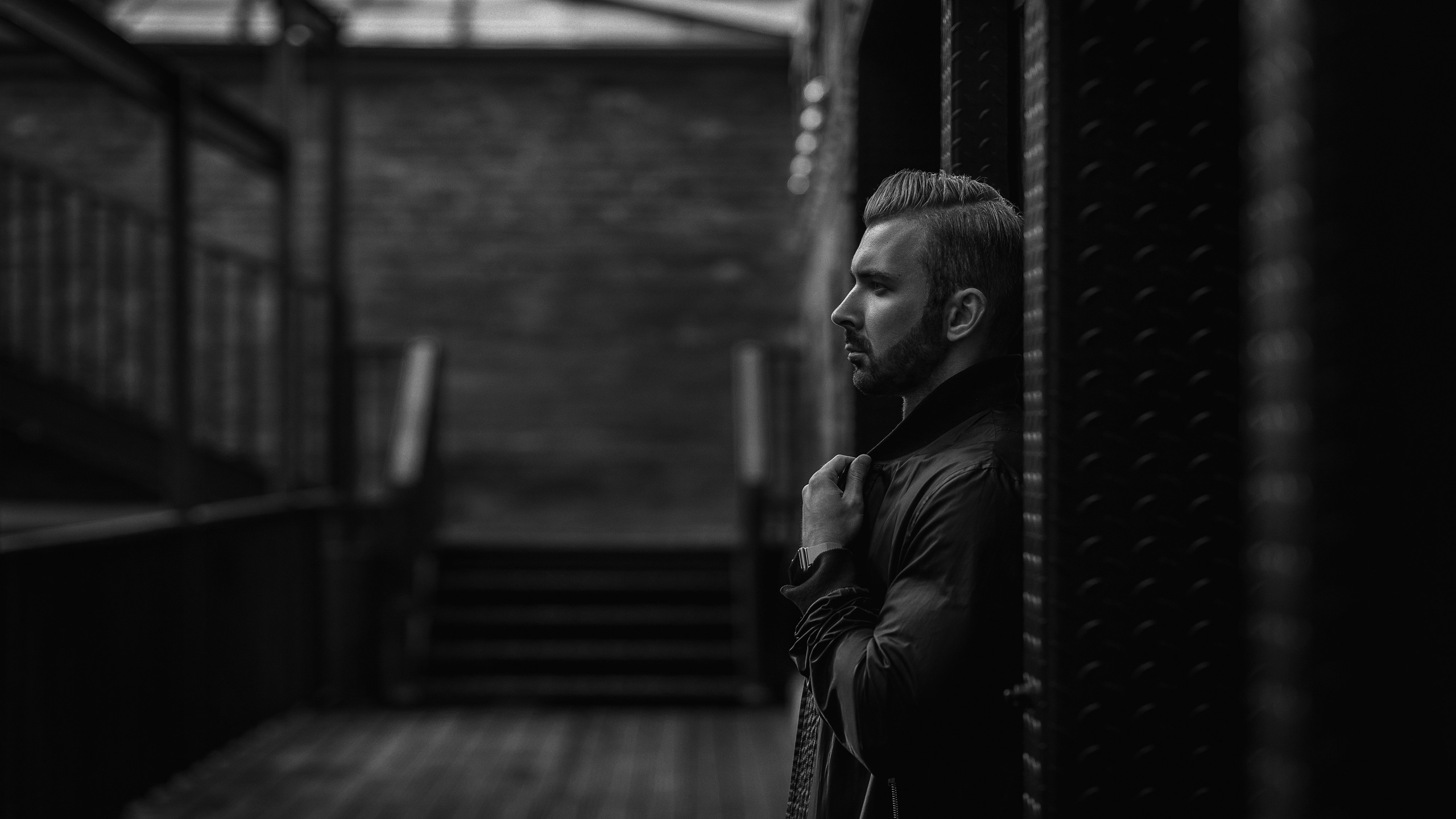 Мужской портрет | Стильные и профессиональные фотографии | ZPROD. Фото и видеосъемка | продакшн студия ZPROD