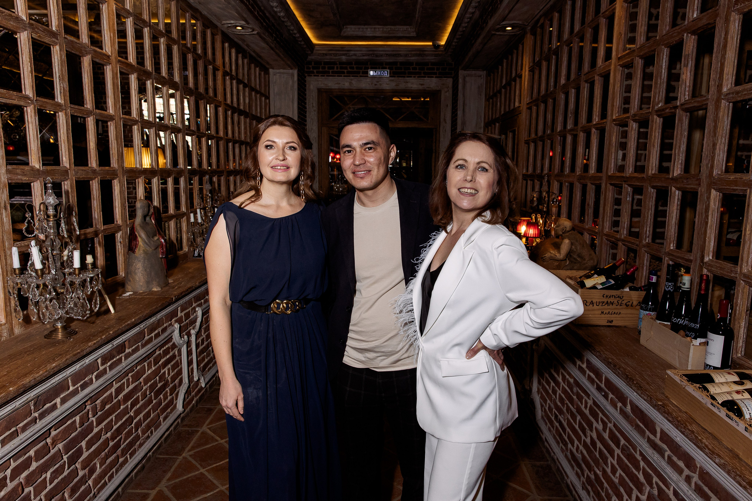 Свадебная выставка. Свадебный и семейный фотограф в Челябинске Юлия Ишимова