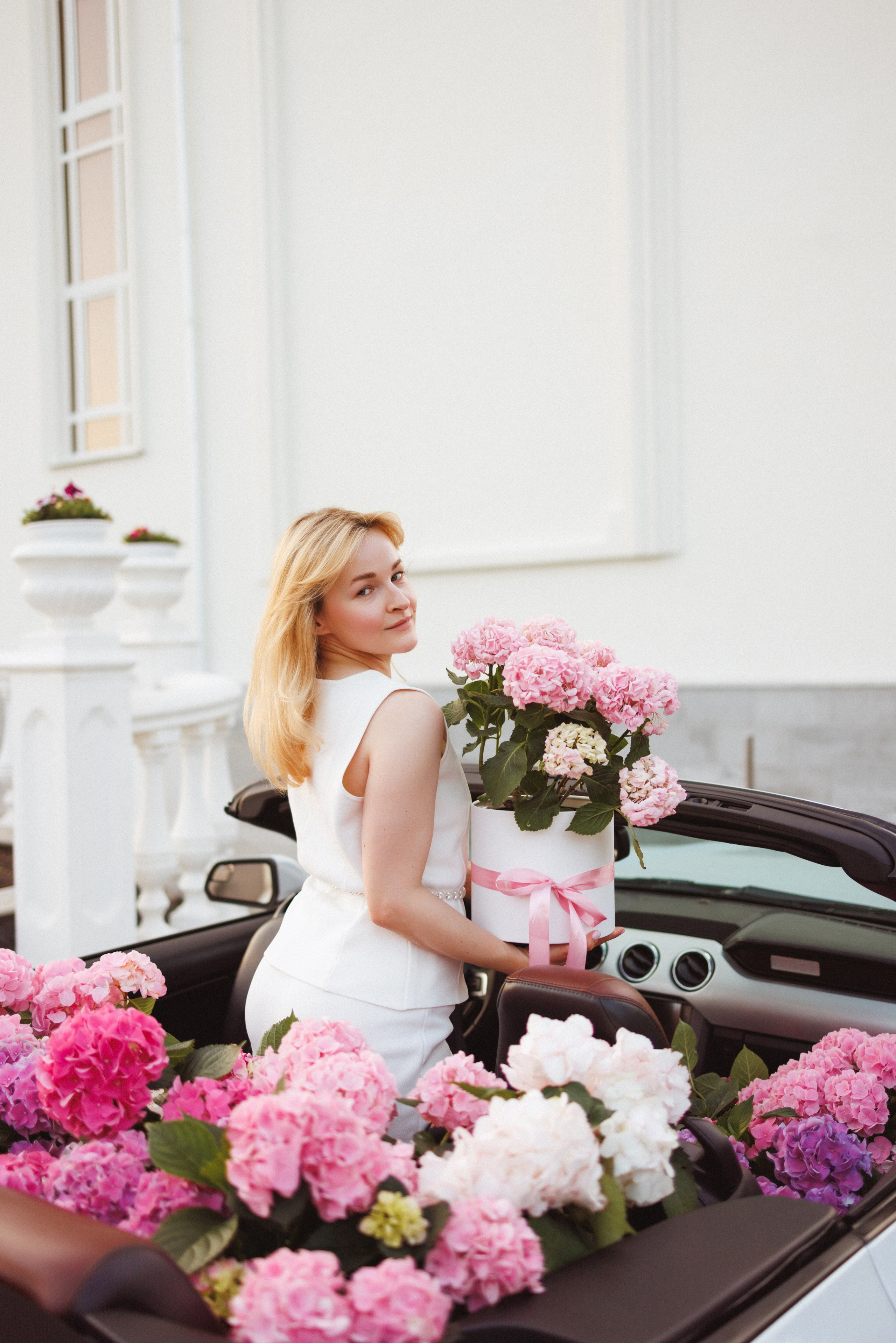 Фотосессия с Кабриолетом и живыми цветами, город Краснодар. Семейный и детский фотограф в Краснодаре Анна Трашкова