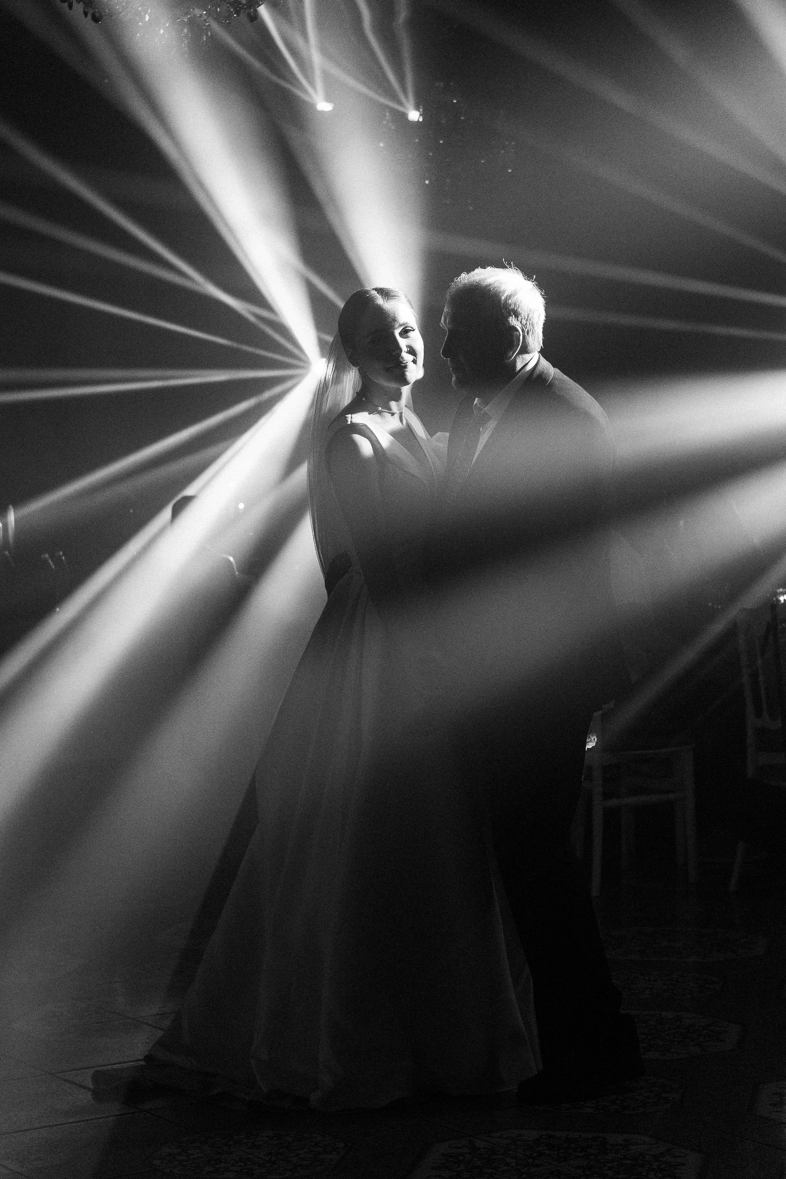 Крепкие объятия. Свадебный и портретный фотограф Соломко Диана