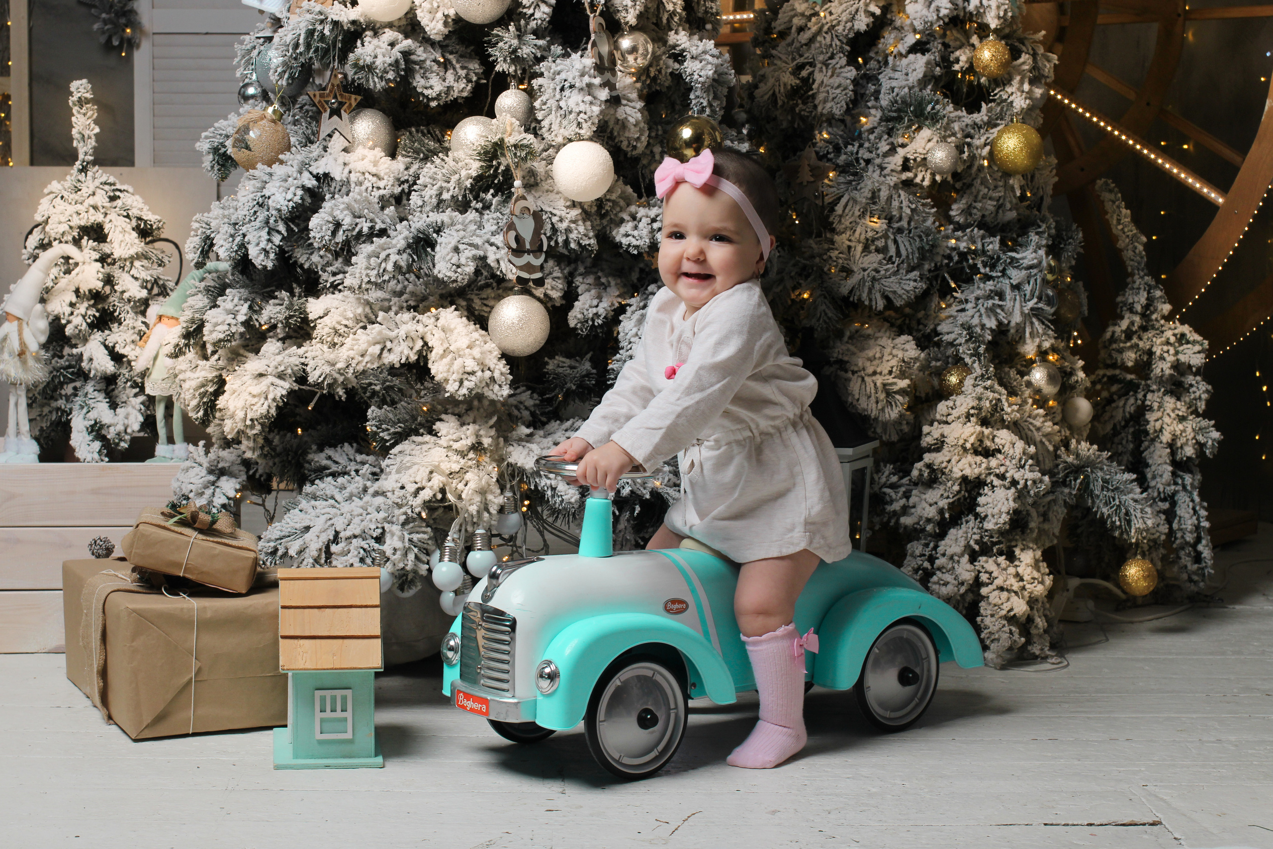 Новый год 2022 г. Милая семейная пара. Фотограф детский и семейный Роза Юрченко в Геленджике, Краснодаре