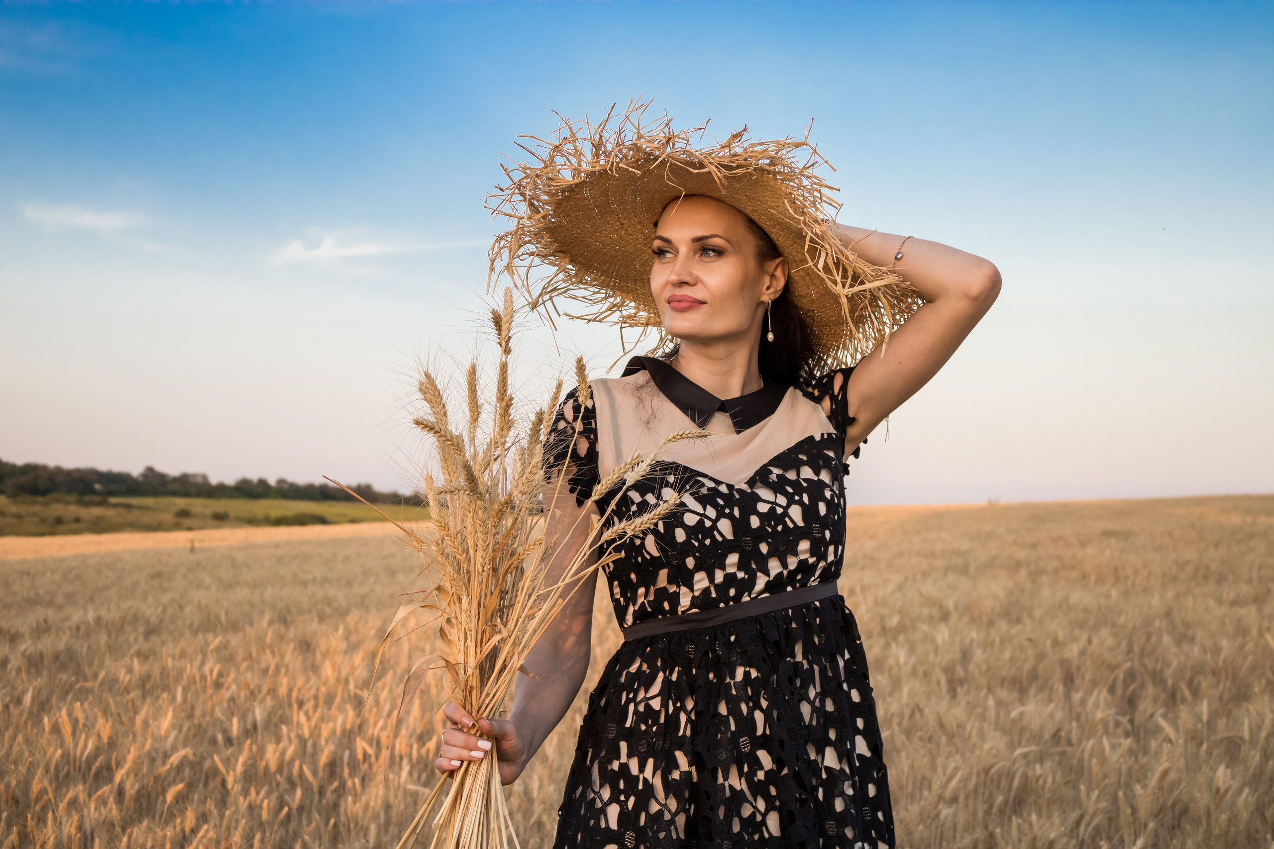 Прогулка в поле. Фотограф детский и семейный Роза Юрченко в Геленджике, Краснодаре