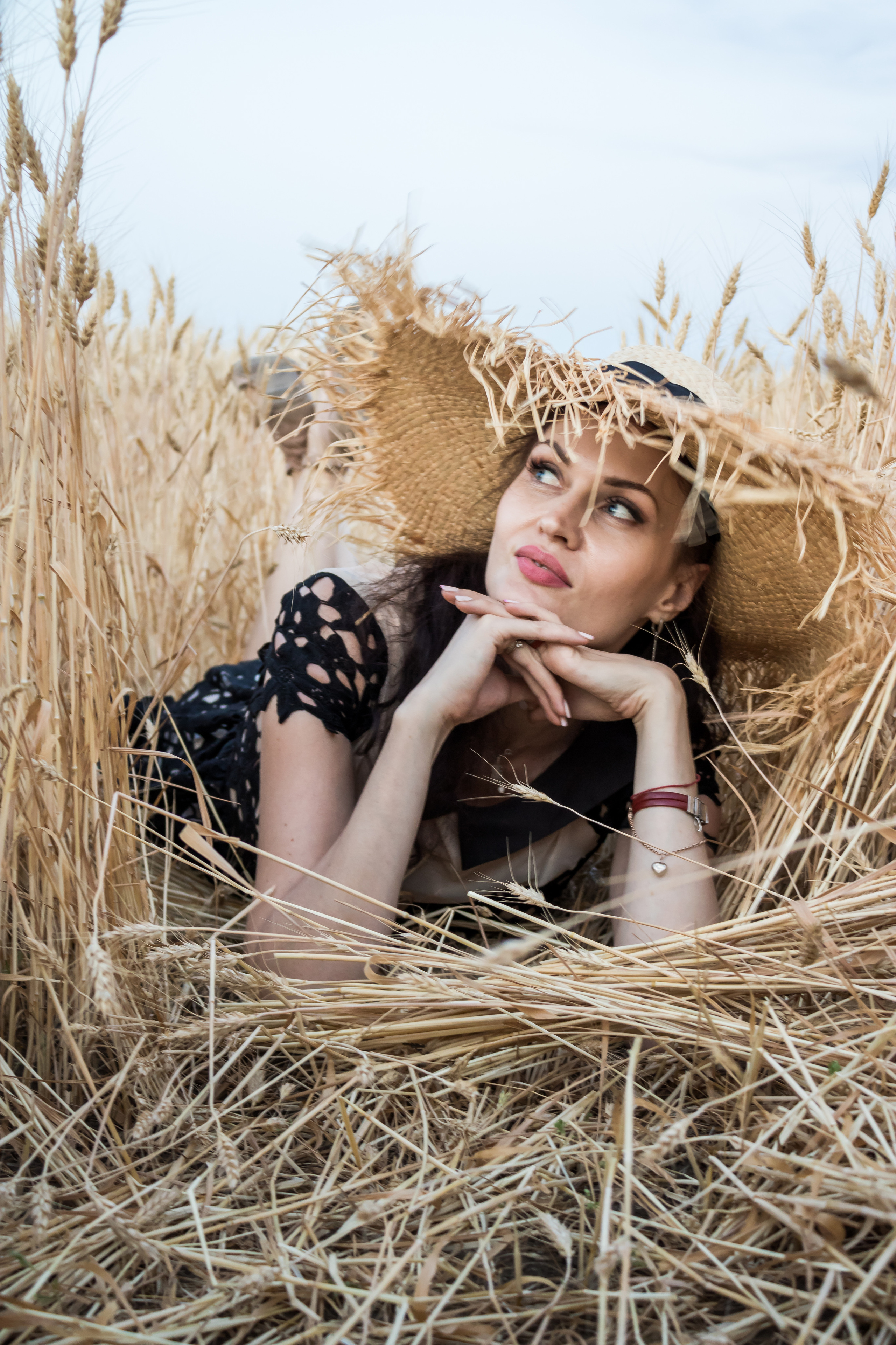 Прогулка в поле. Фотограф детский и семейный Роза Юрченко в Геленджике, Краснодаре