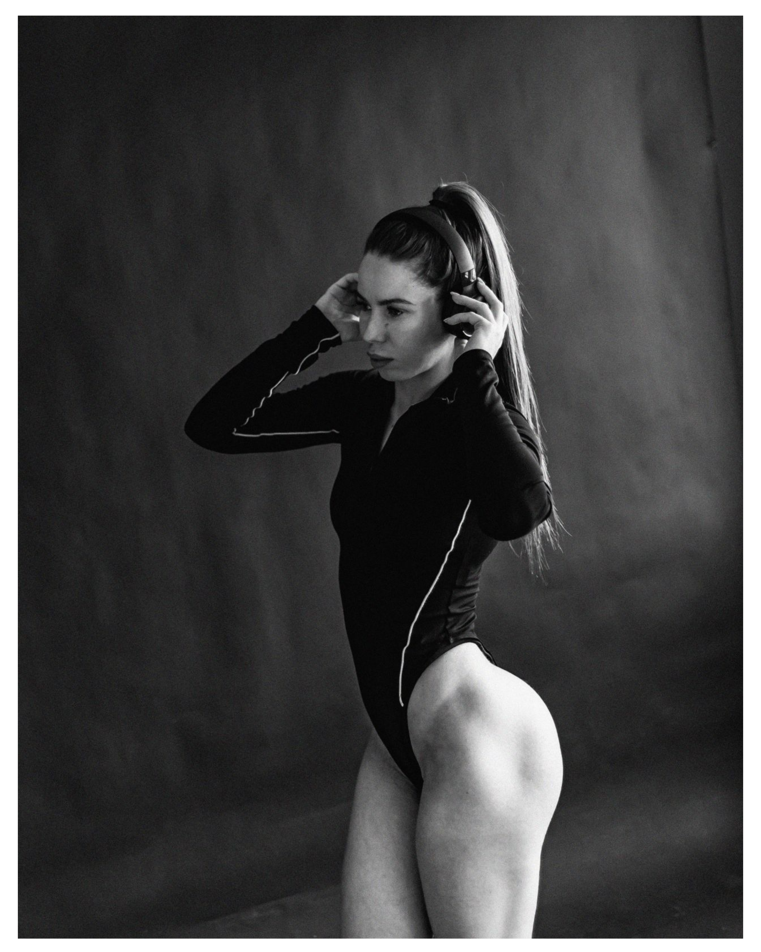 Сочность и Провокация. SHDEN — Photographer | Content Creator