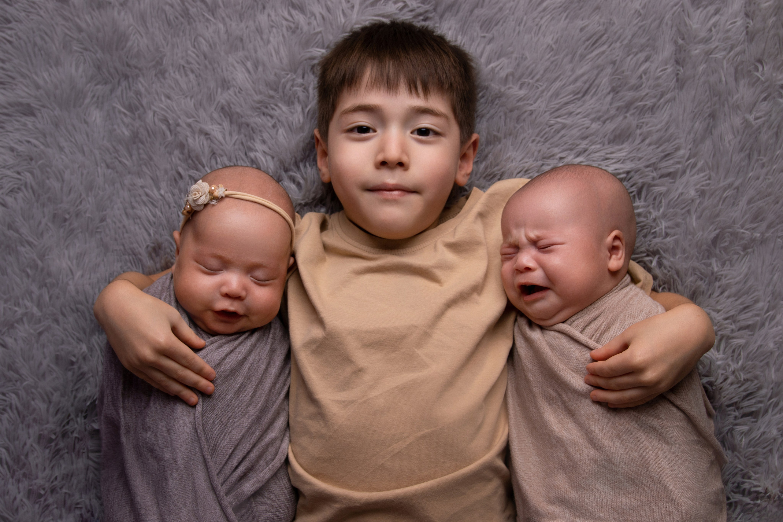 Фото с родителями/Макроснимки. Фотограф новорожденных Оренбург и свадебный фотограф Оренбург