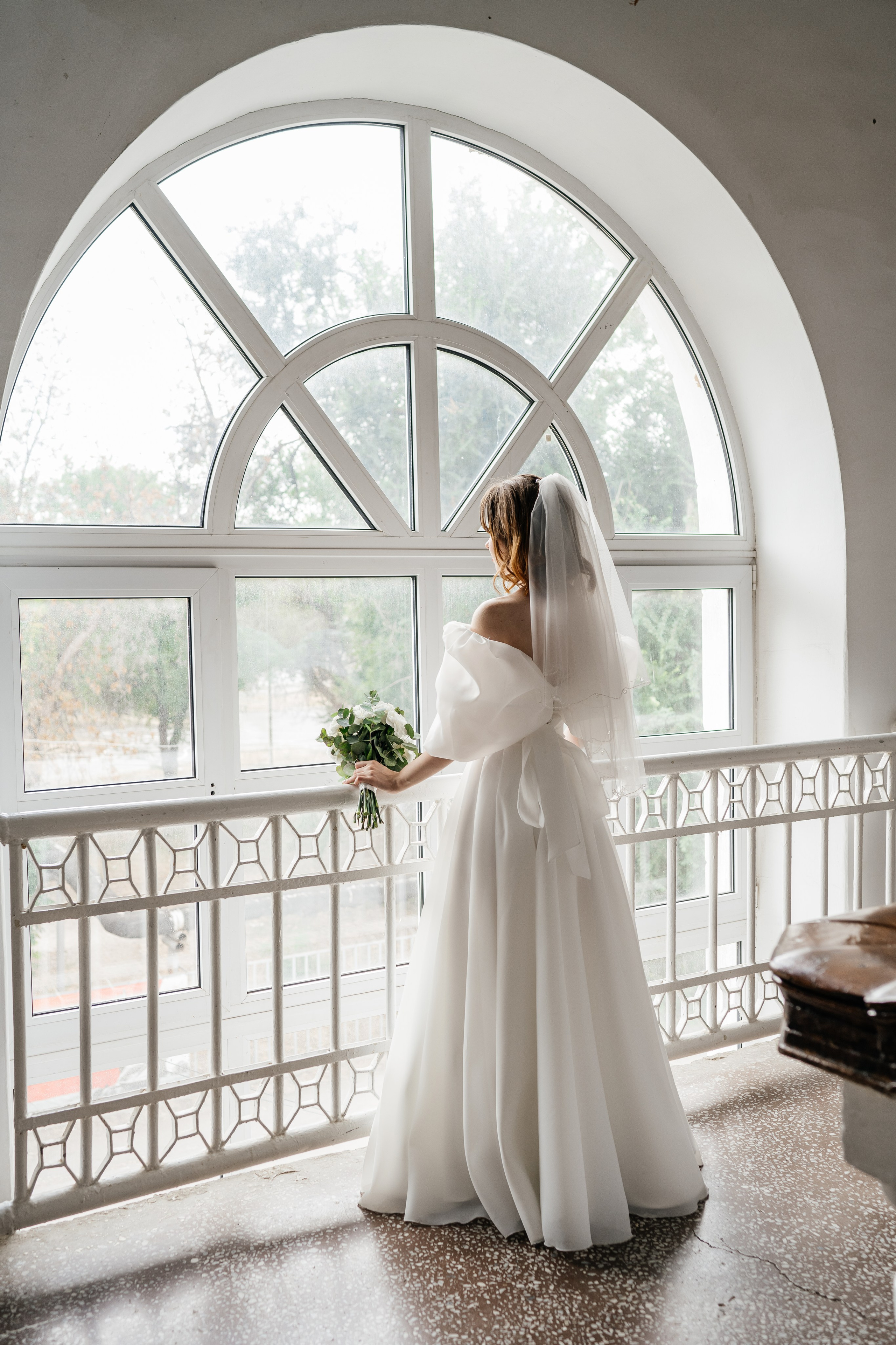 Свадебная прогулка в парке Лога. Фотограф в Каменске-Шахтинском Ольга Сагал