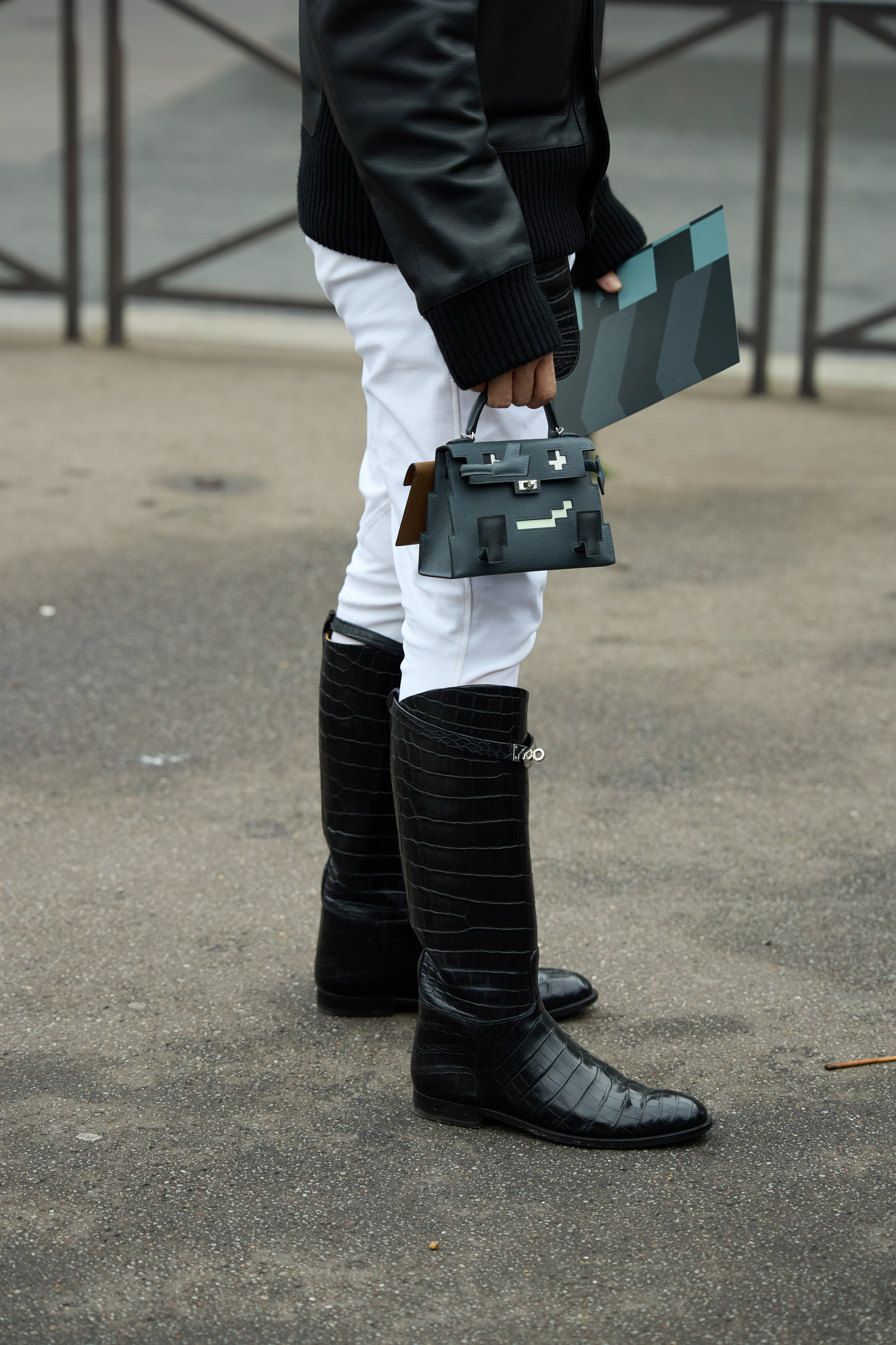 PFW MENSWEAR FALL/WINTER 25/26 HERMES. Photographer in Milan Ivan Goncharov