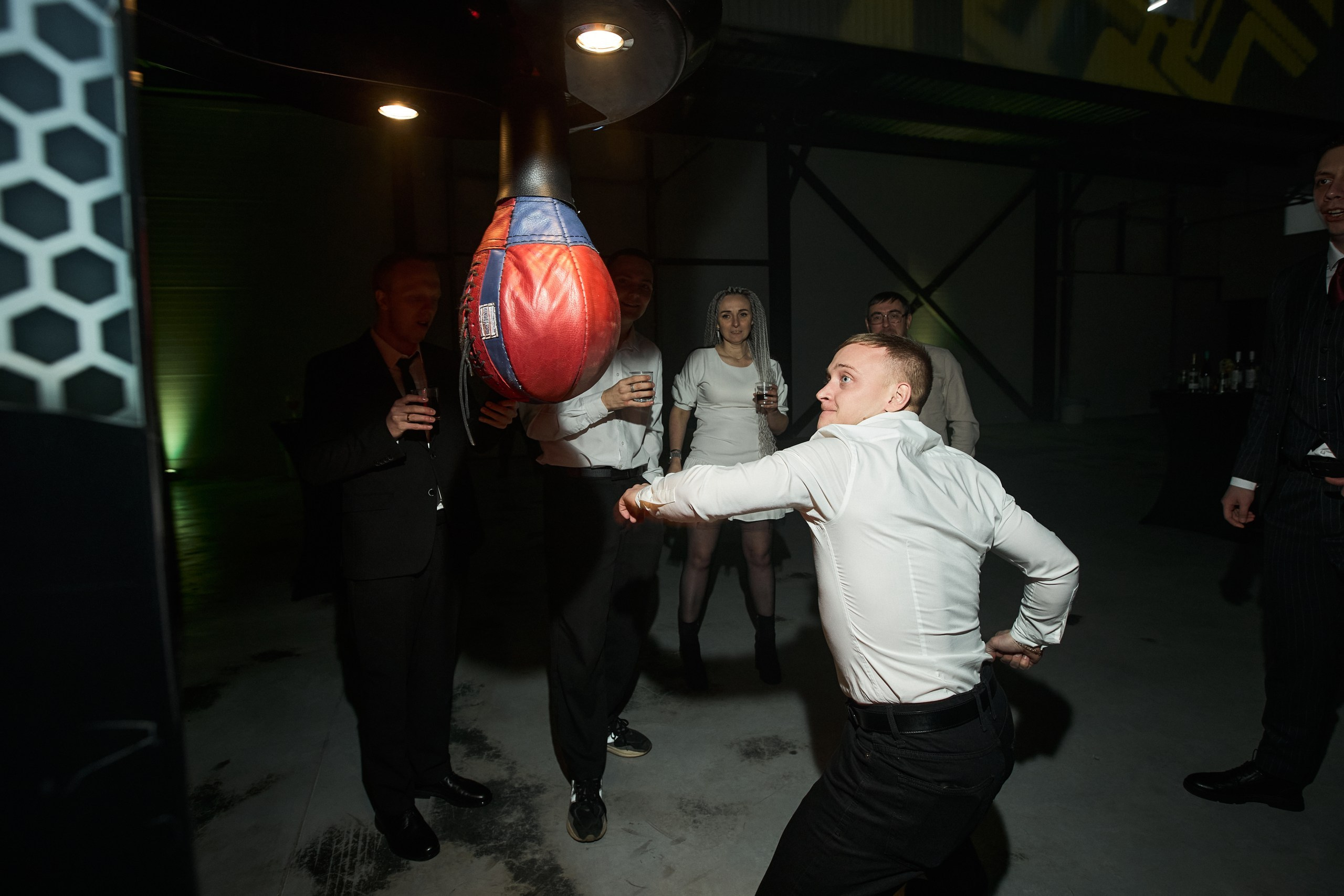 Уральская Кровельная. Свадебный фотограф Челябинск, Екатеринбург, Курган — Виктор Слуднов