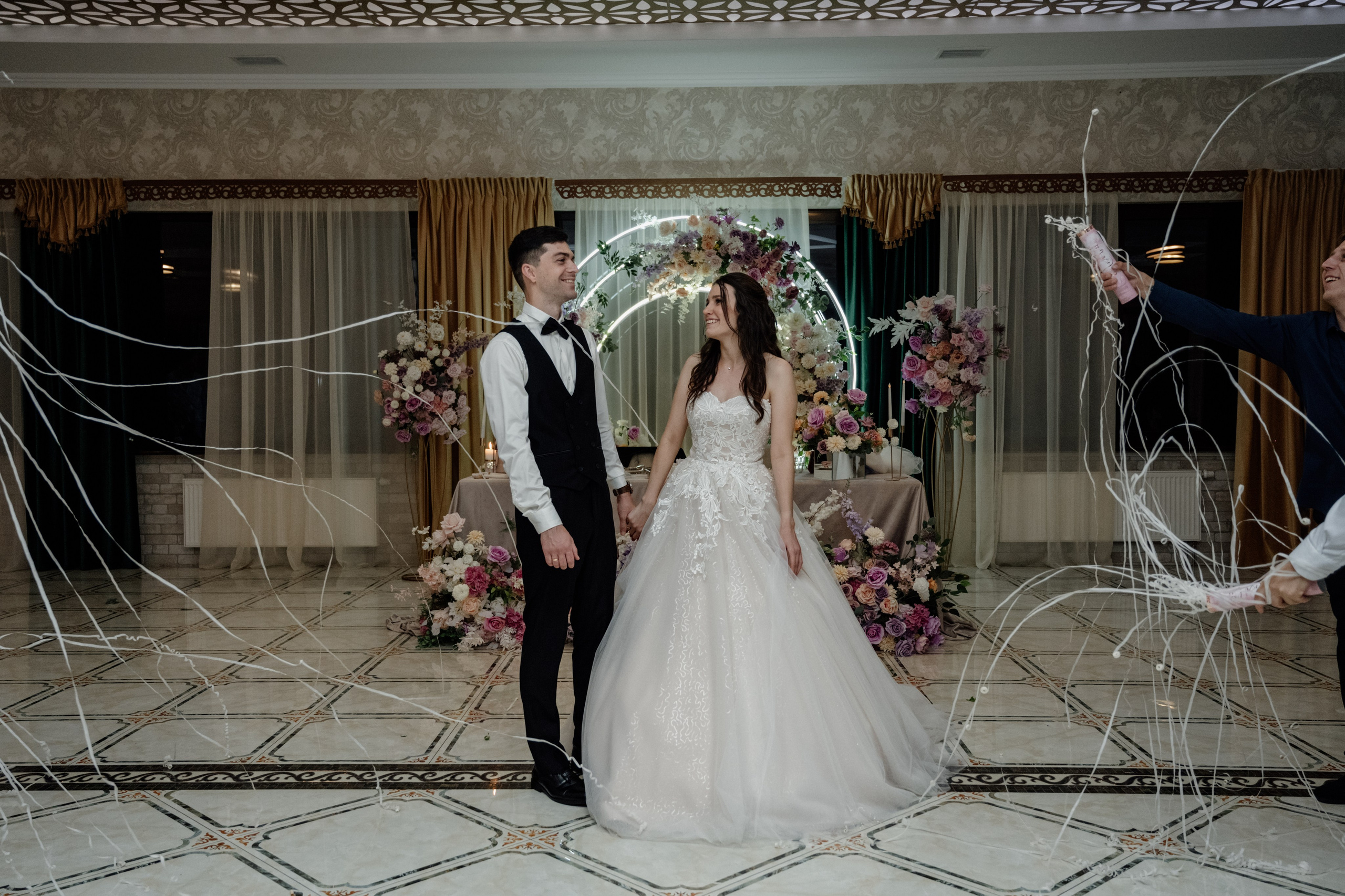 Леонтий и Кристина. Алёна Наумова — профессиональный организатор свадеб и мероприятий в Краснодарском крае и на побережье