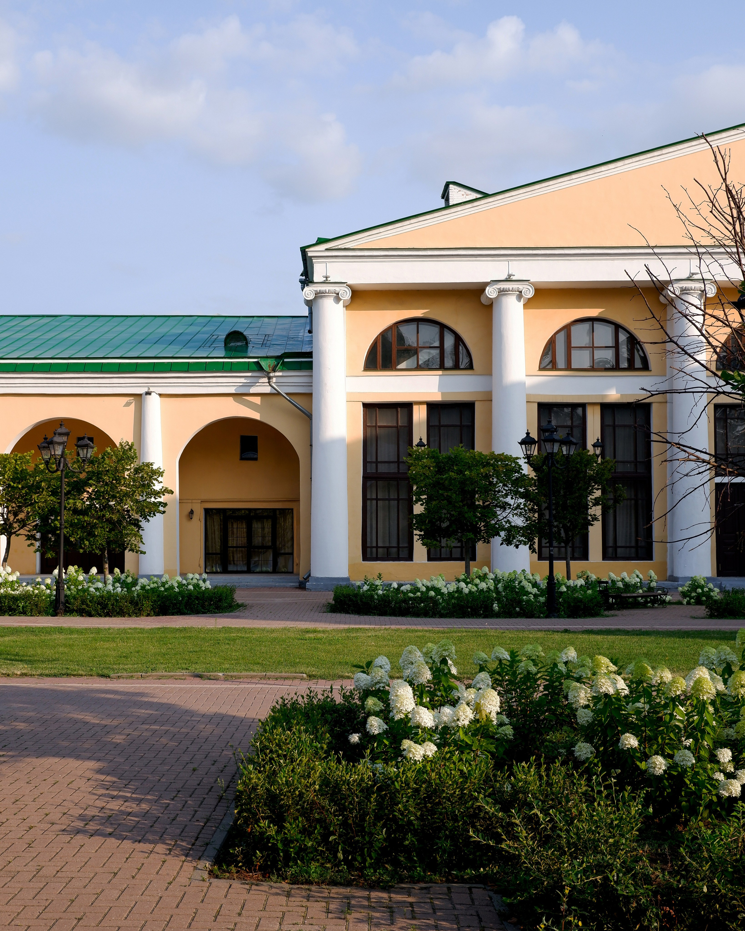 Сквер имени Павлова. Михаил Мулач | Архитектурный фотограф