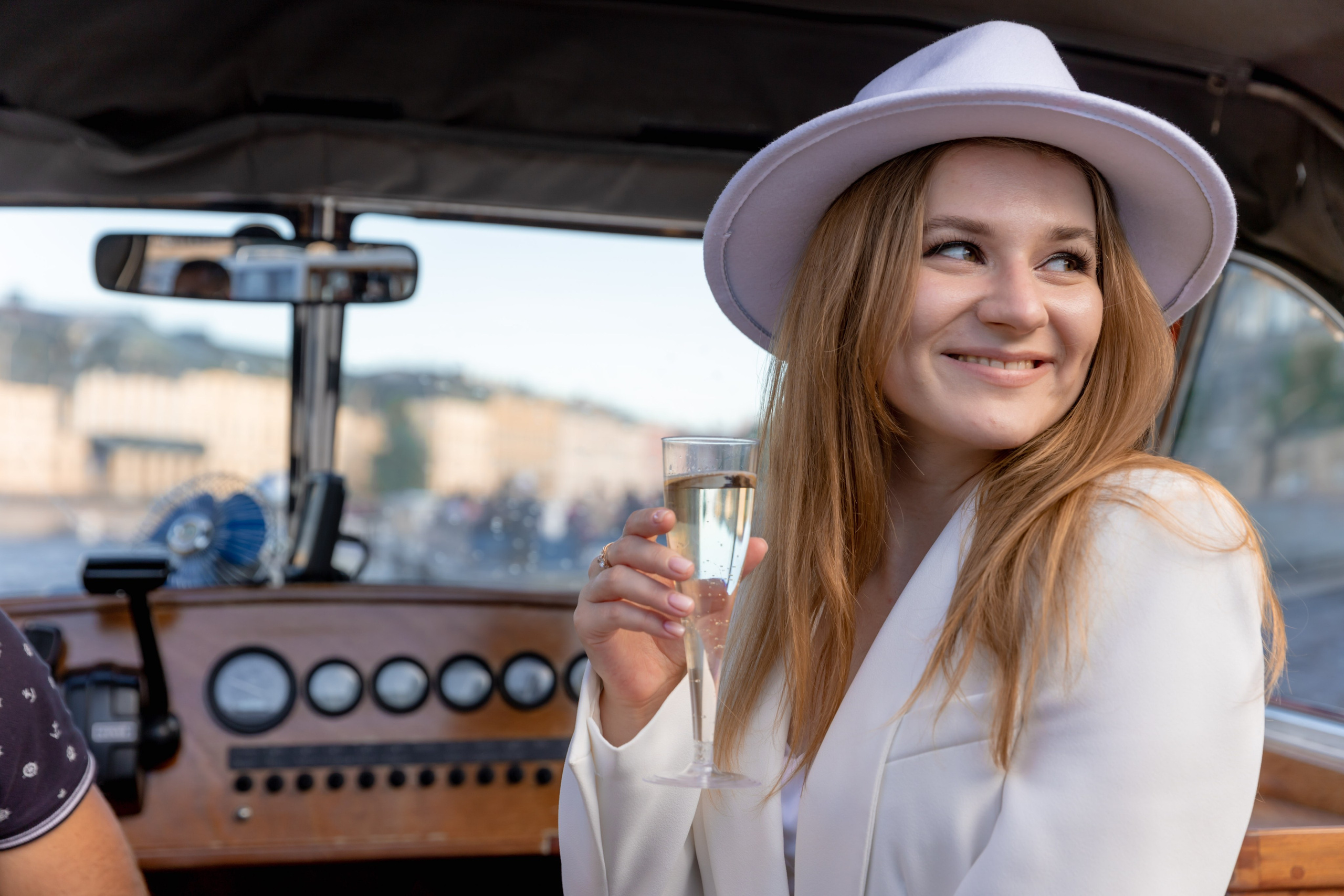Фотограф на девичник в Санкт-Петербурге. Фотограф на праздник, корпоратив, День Рождения и Юбилей в г. Санкт-Петербурге Алексей Анкушев