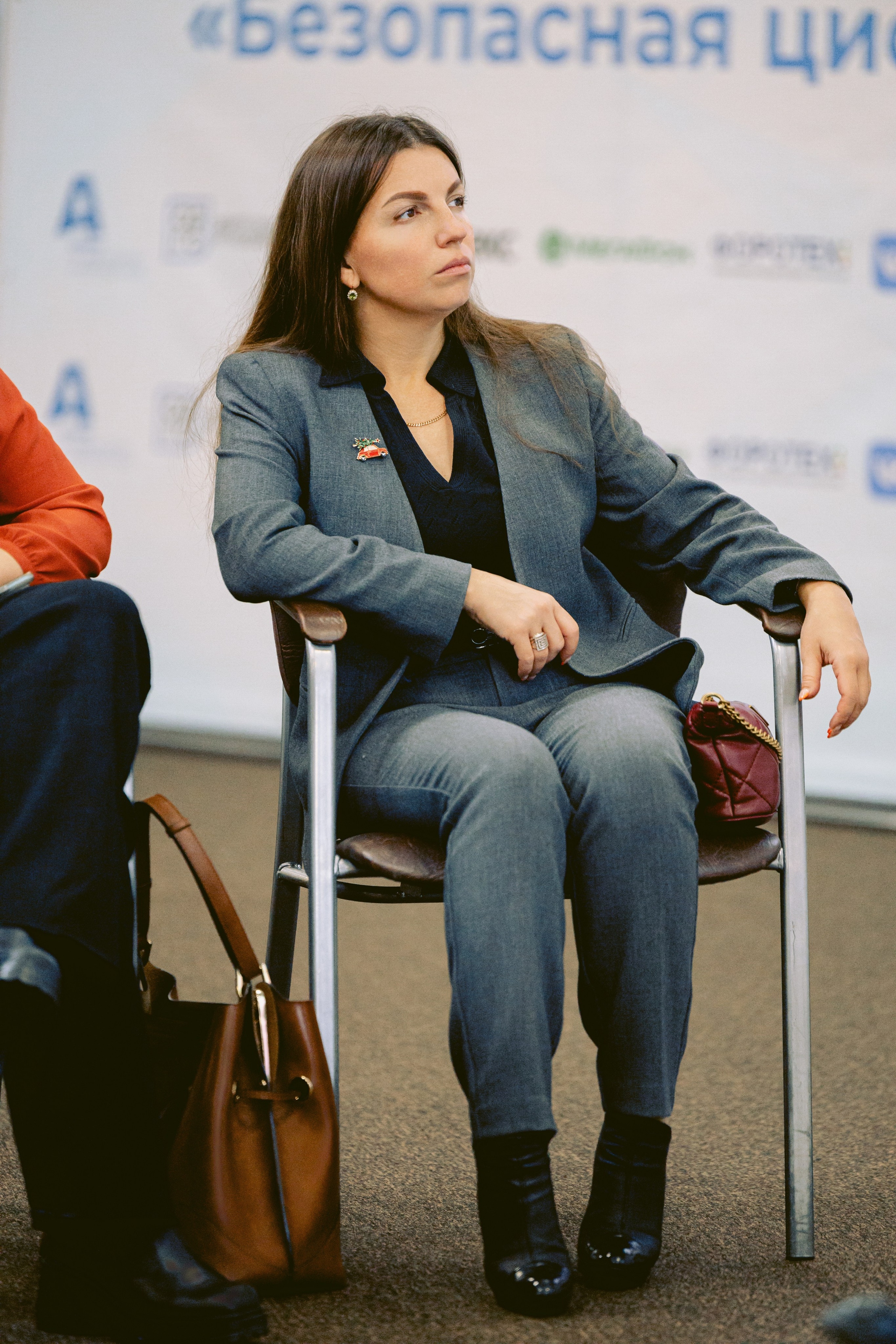 Форум-Образовательный марафон «БЕЗОПАСНАЯ ЦИФРА». Фотограф в Санкт-Петербурге Виктория Безверхая