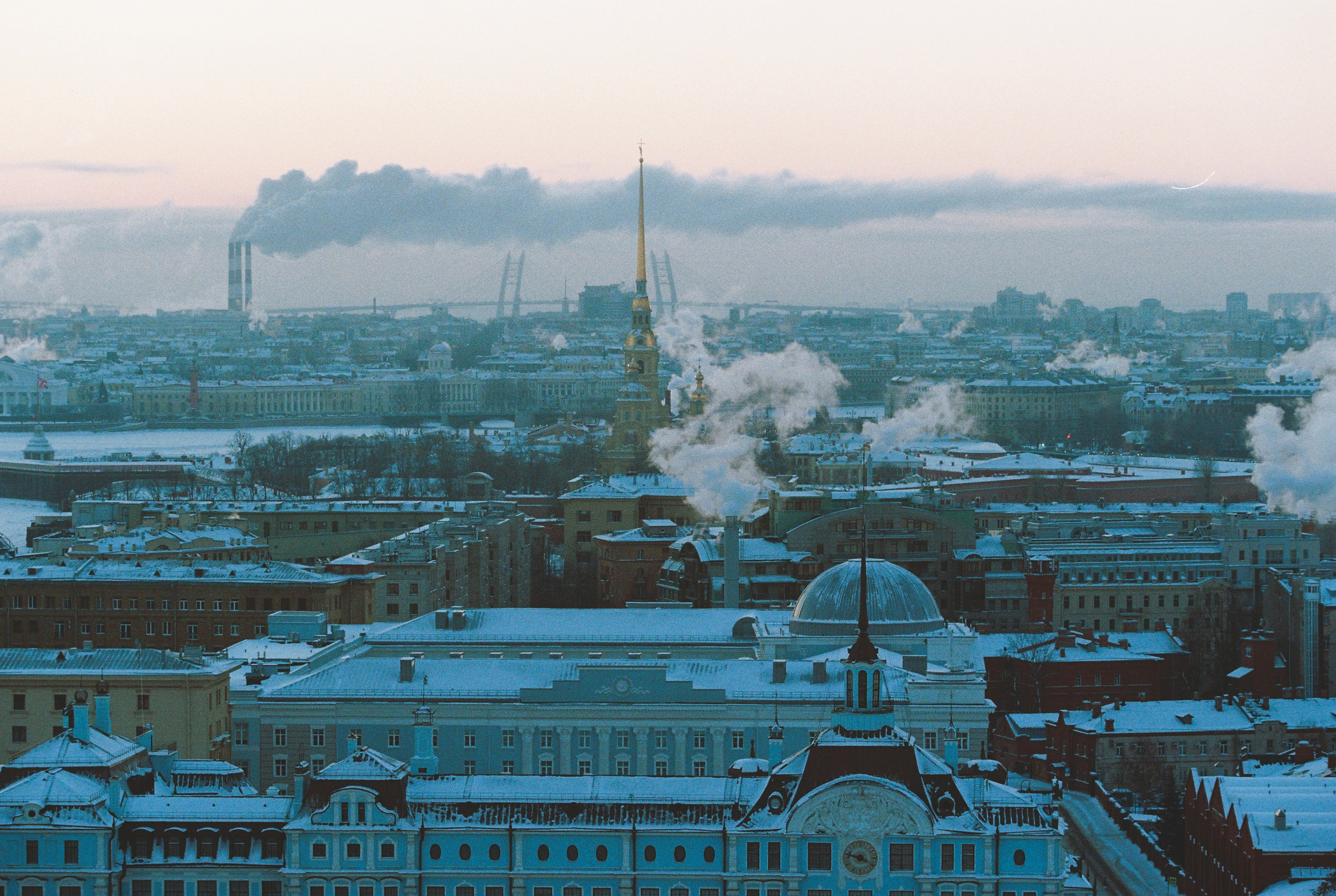 Фотографии цветные. Свадебный и семейный пленочный фотограф в Петербурге Истомина Ирина