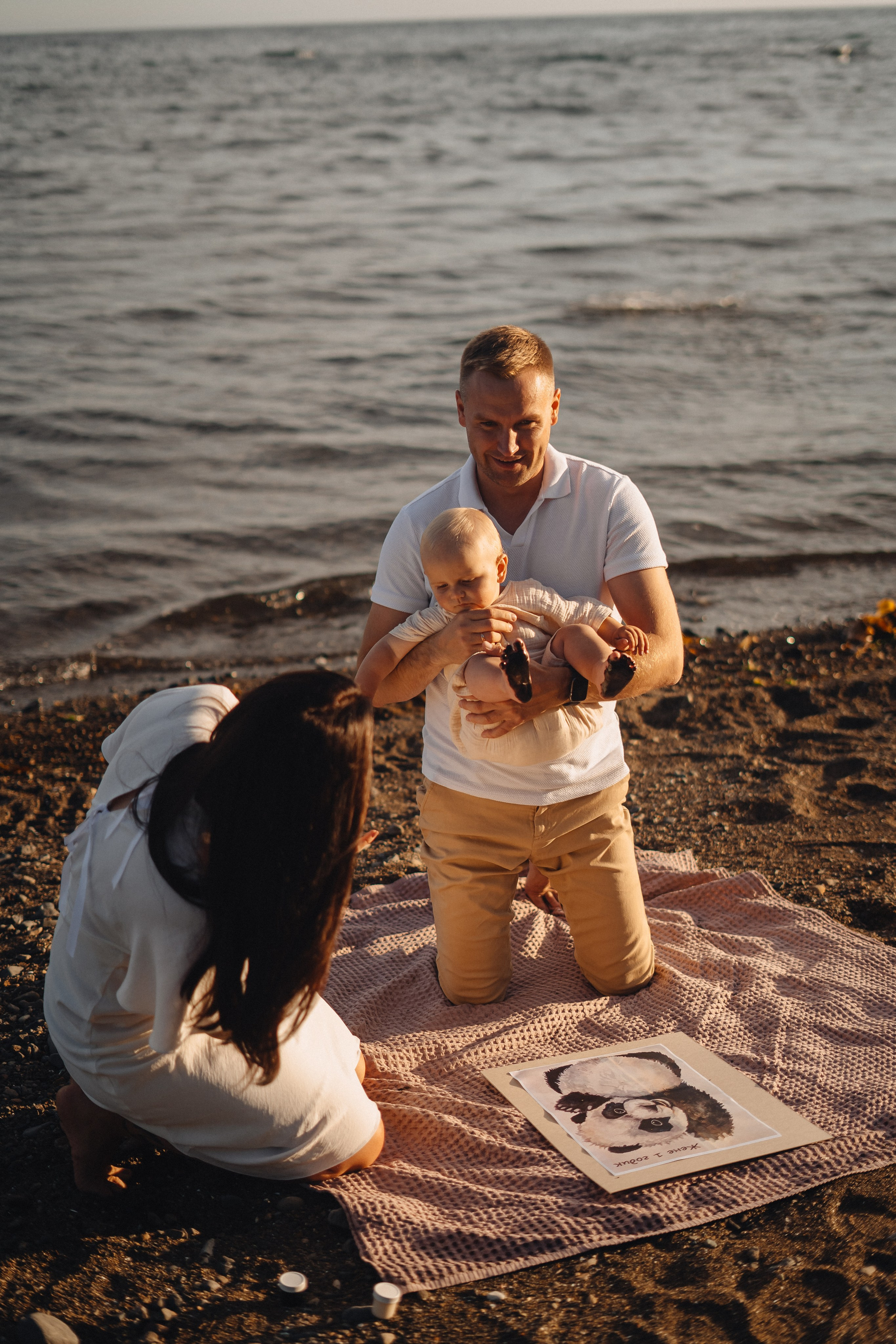 Семейная фотосессия на море сахалин. Фотограф сахалин