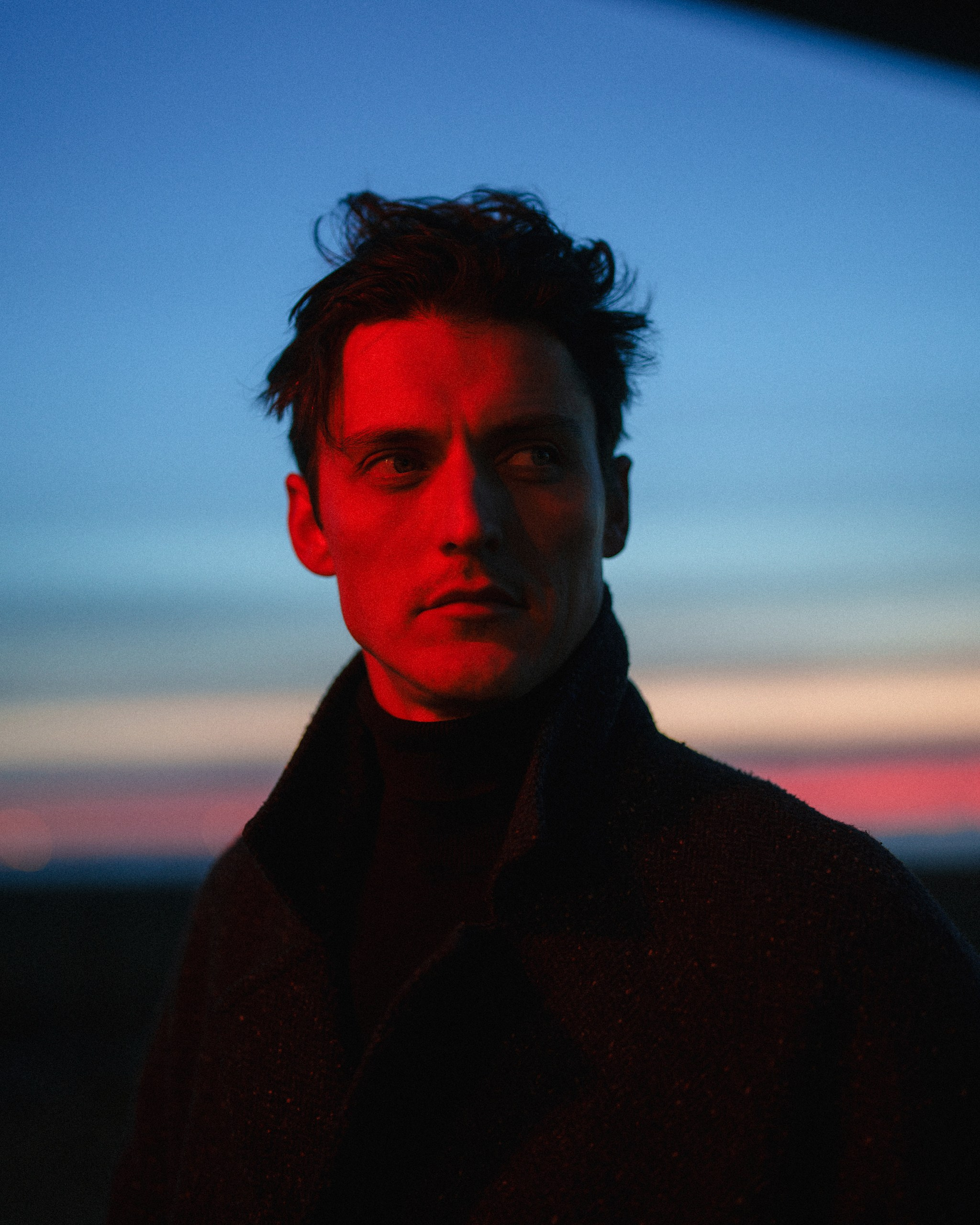 Max. Асхат Бардынов