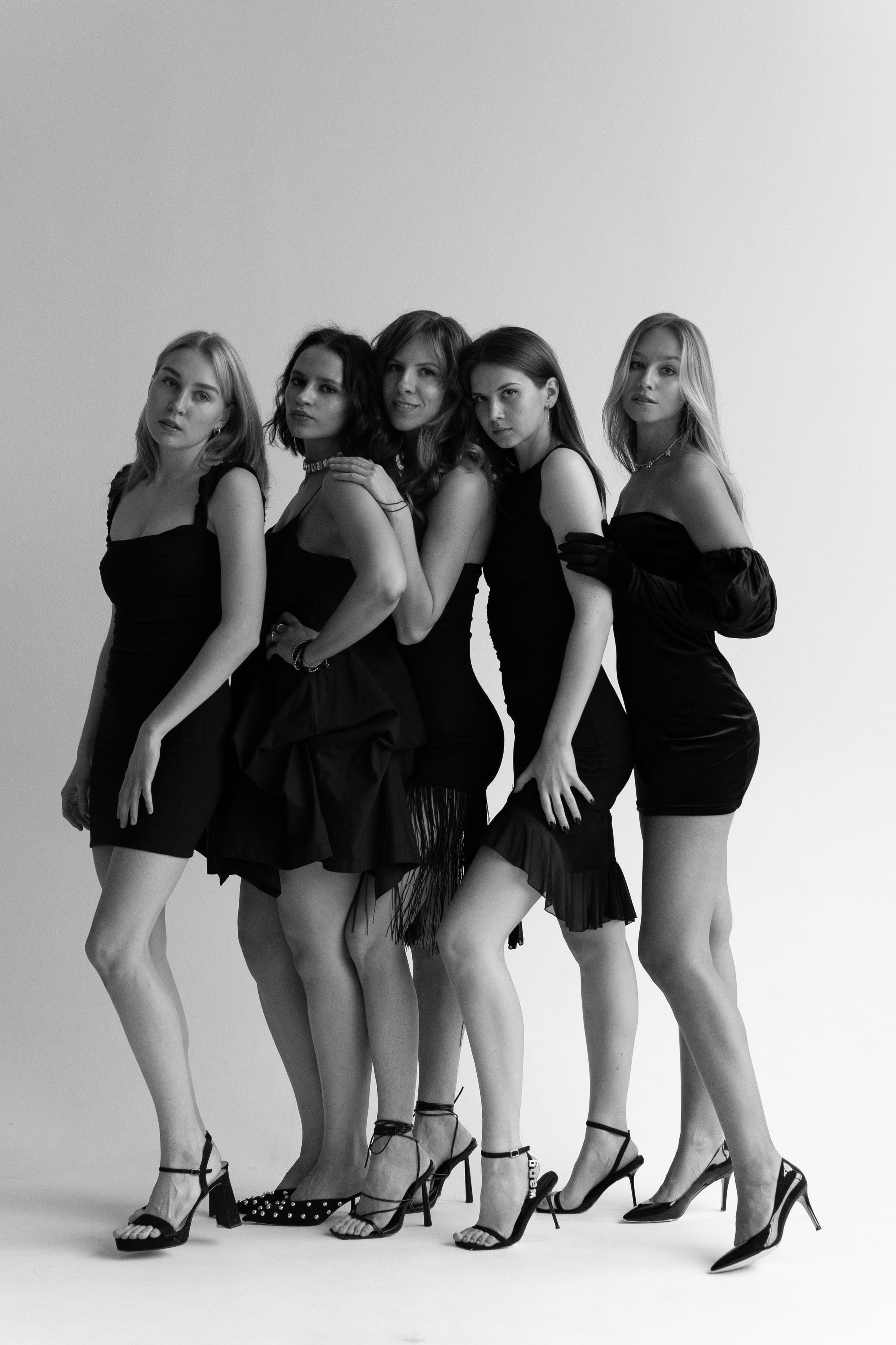 Girls. Photographer in Tbilisi Saint-Petersburg Worldwide — Elena Golubeva