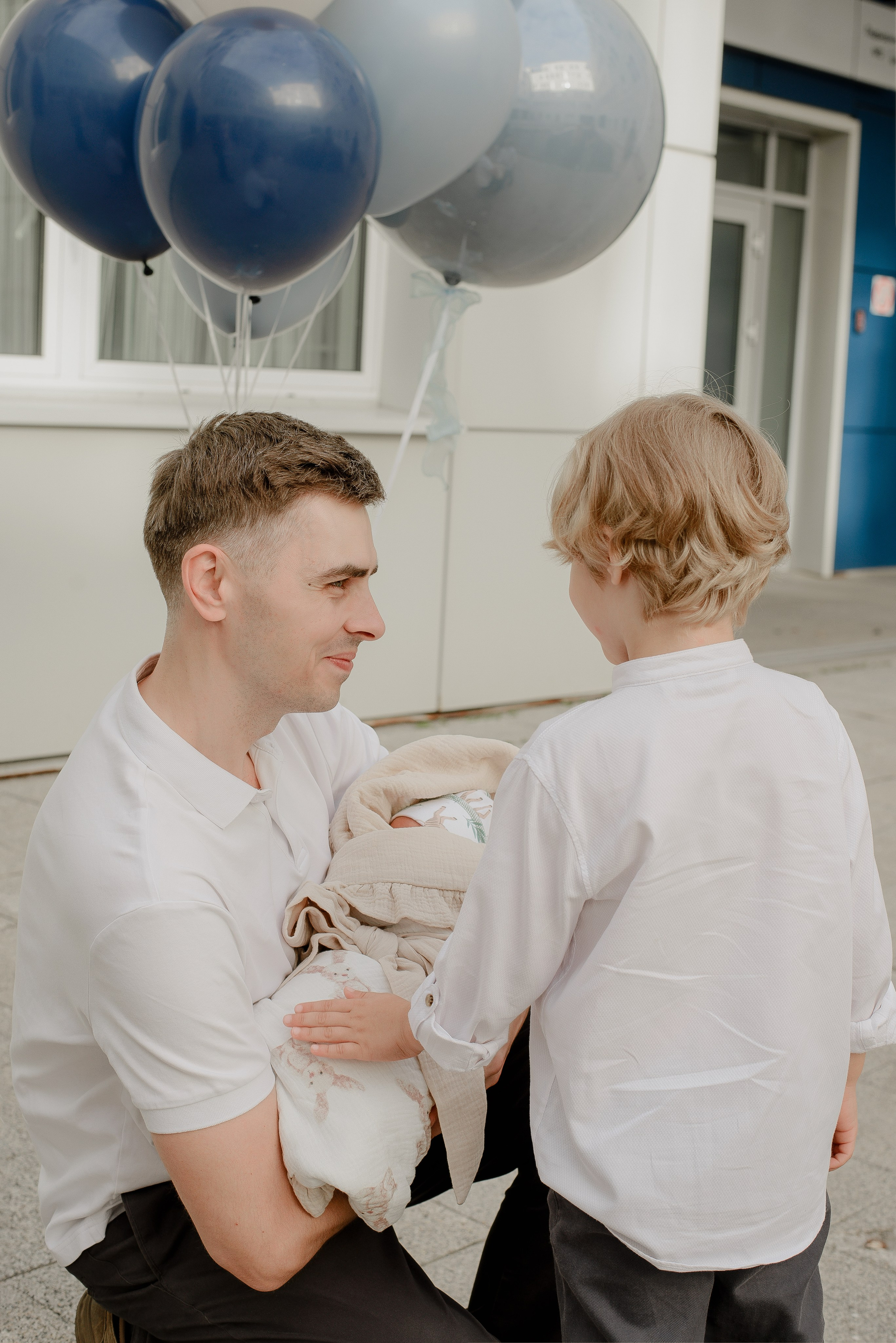 Выписка. Дина — ваш фотограф в Коломне и Москве. Живые портреты, любимые люди, важные события. Всё, что хочется помнить