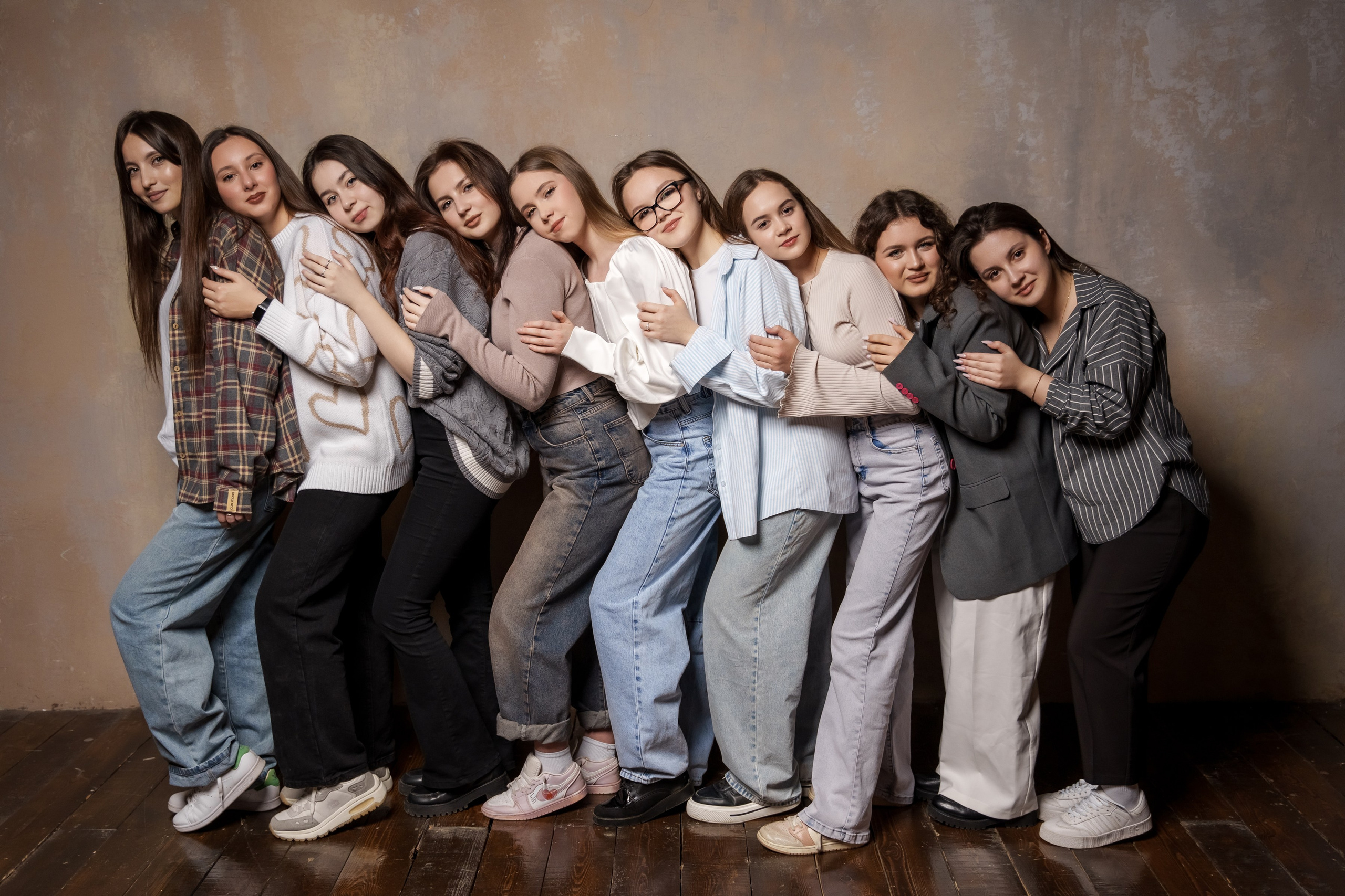 Выпускные альбомы Ольга Плаксина - Красноармейск, Саратов. Ольга Плаксина фотограф в Саратове