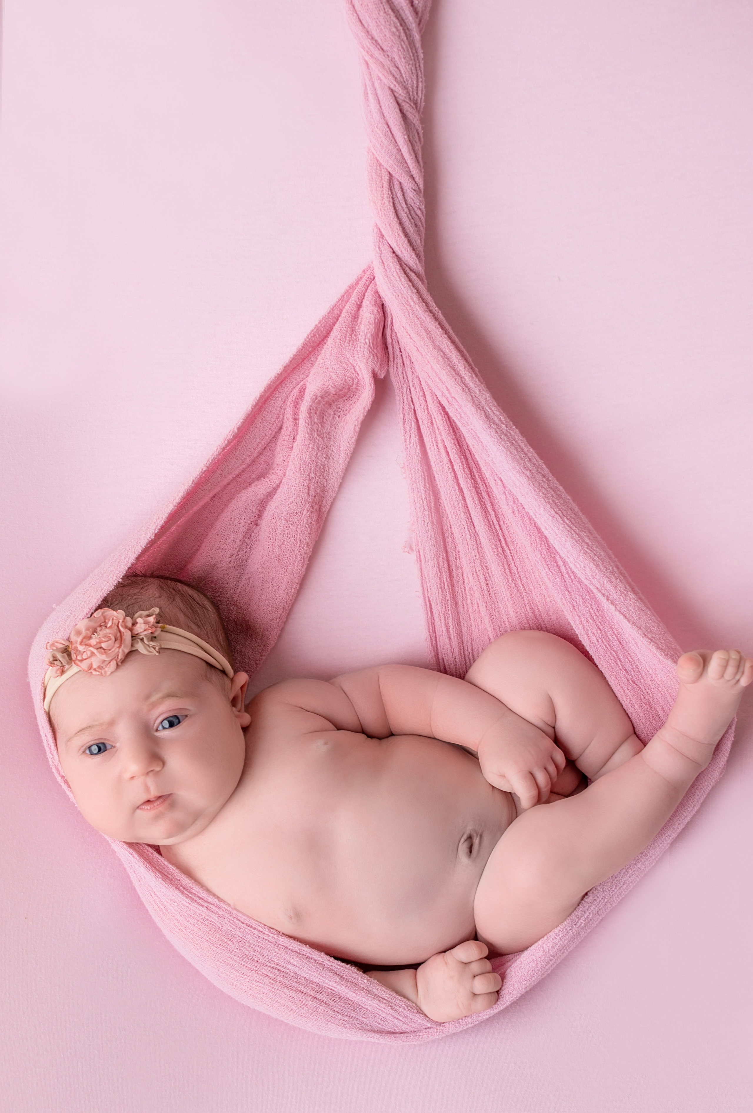 Фотосессия новорожденных дома Краснодар. Фотограф новорожденных Краснодар Малышенко Надежда