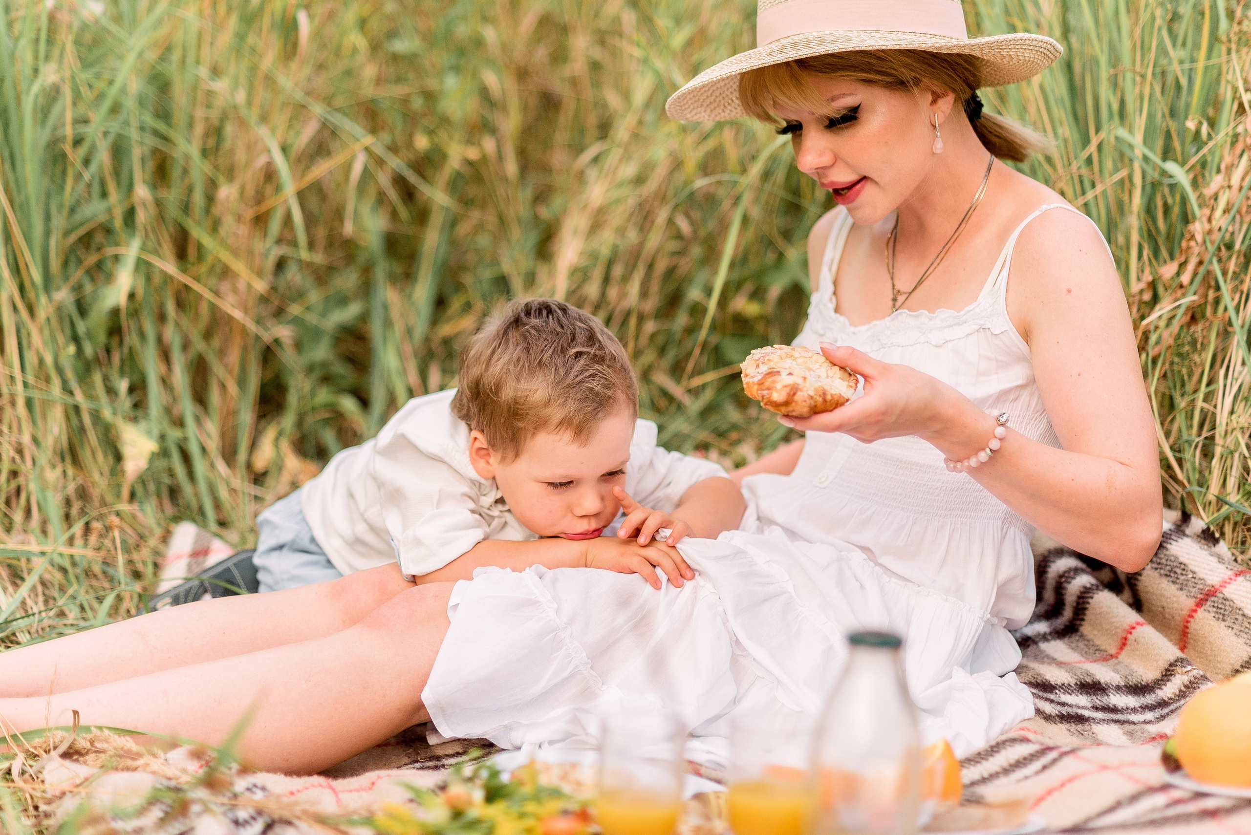 В поле. Фотограф Юлия Попова