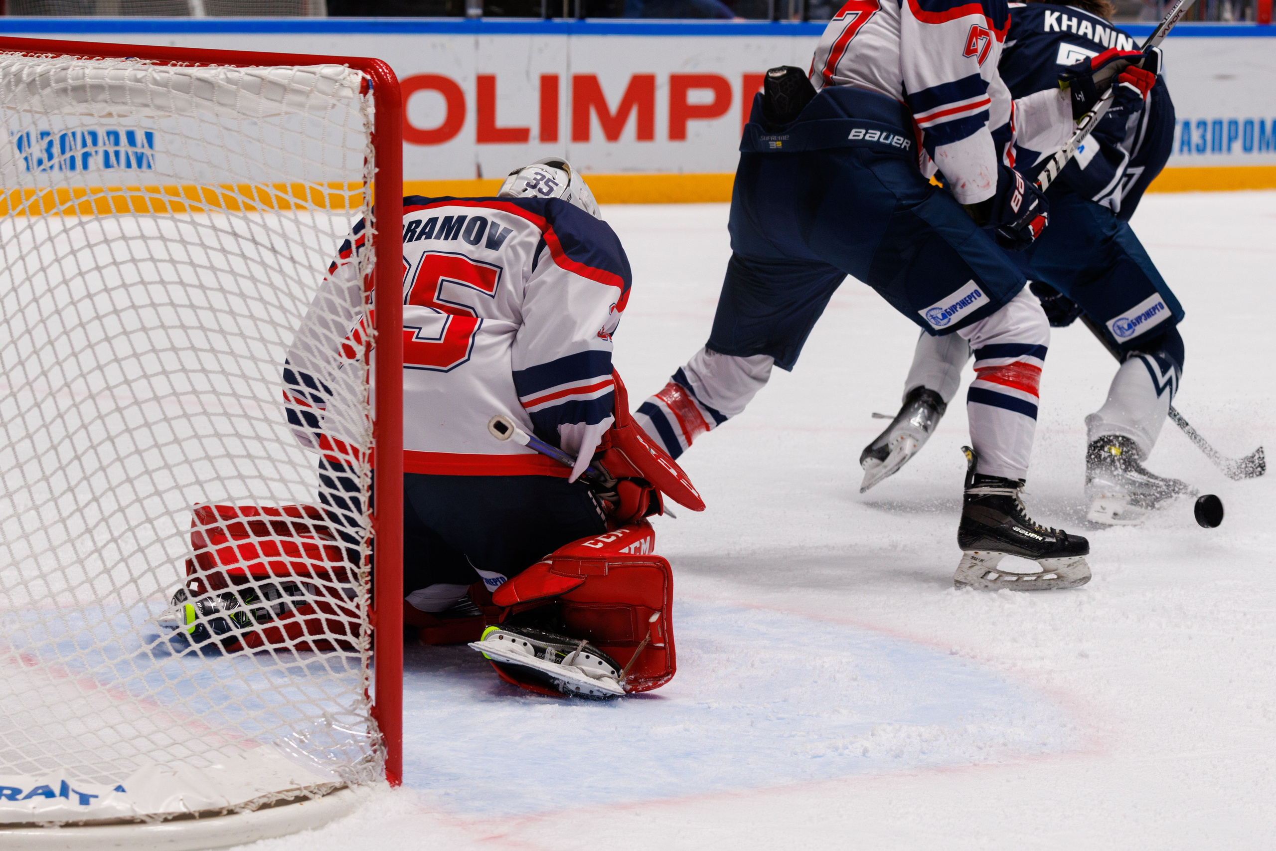 МХК Динамо (СПб) — МХК Кристалл. Фотограф Александр Заломаев