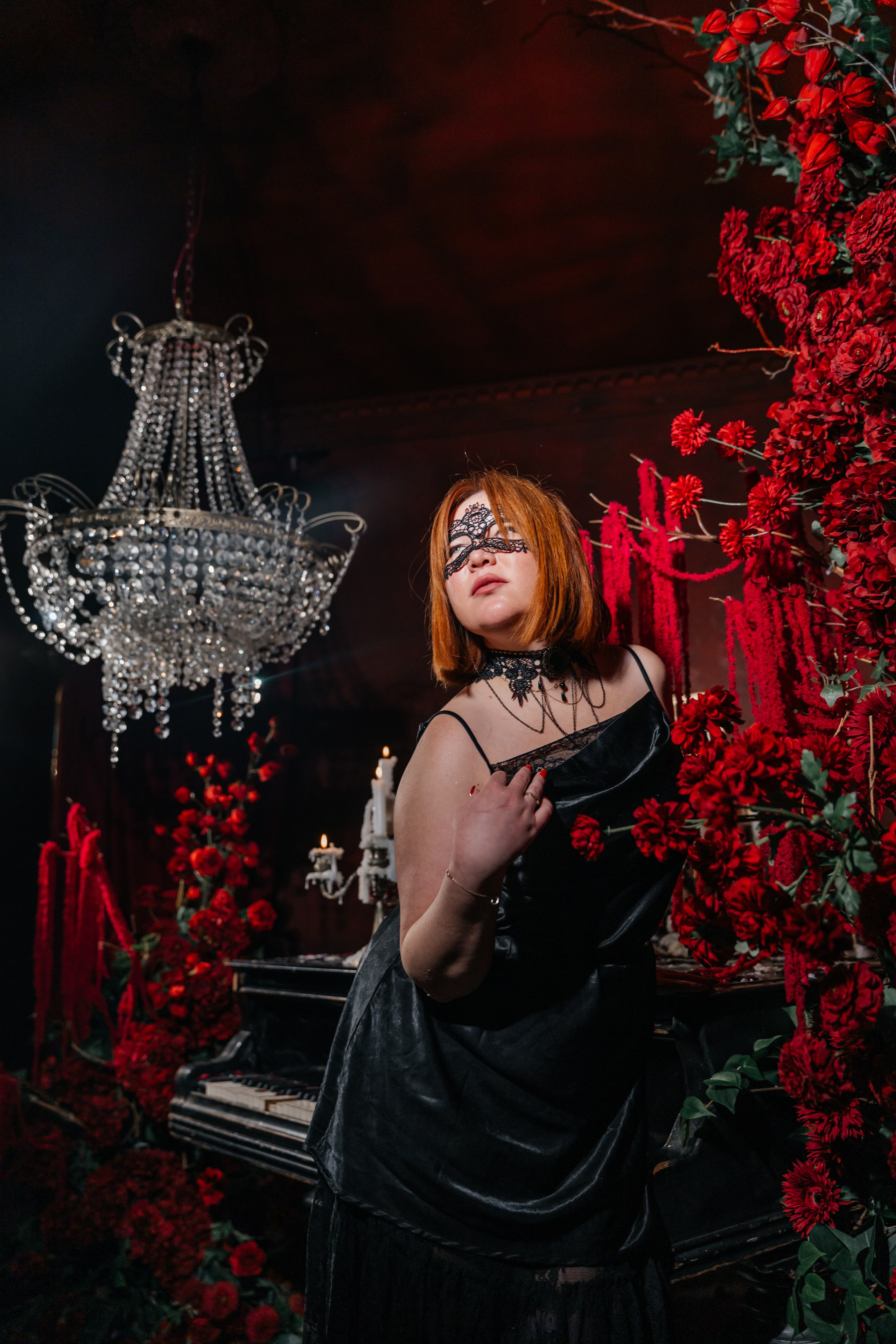 Рояль и цветы. Фотограф Крым, Севастополь