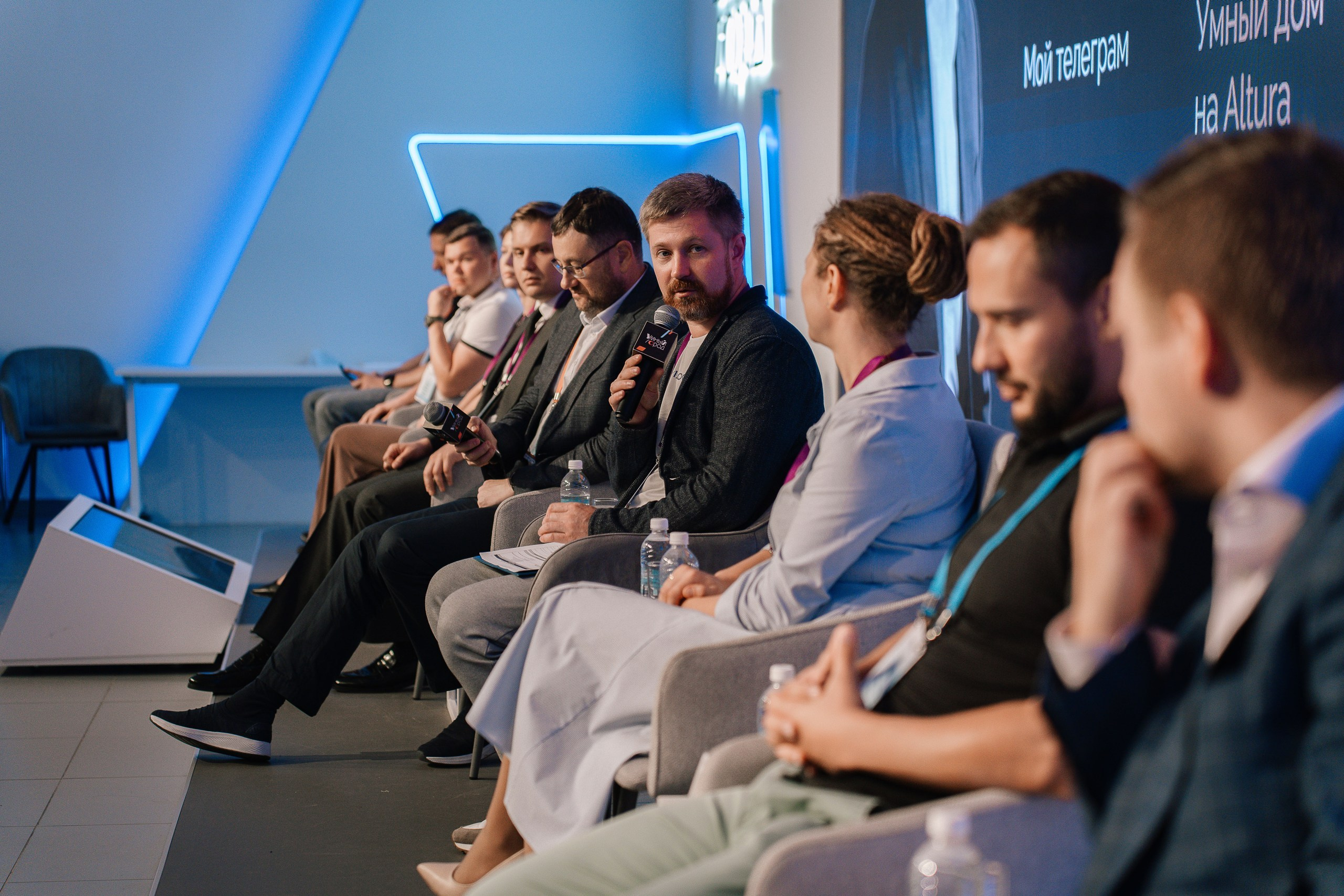 Репортажной фотосъемки на конференции на ВДНХ павильон Умный город