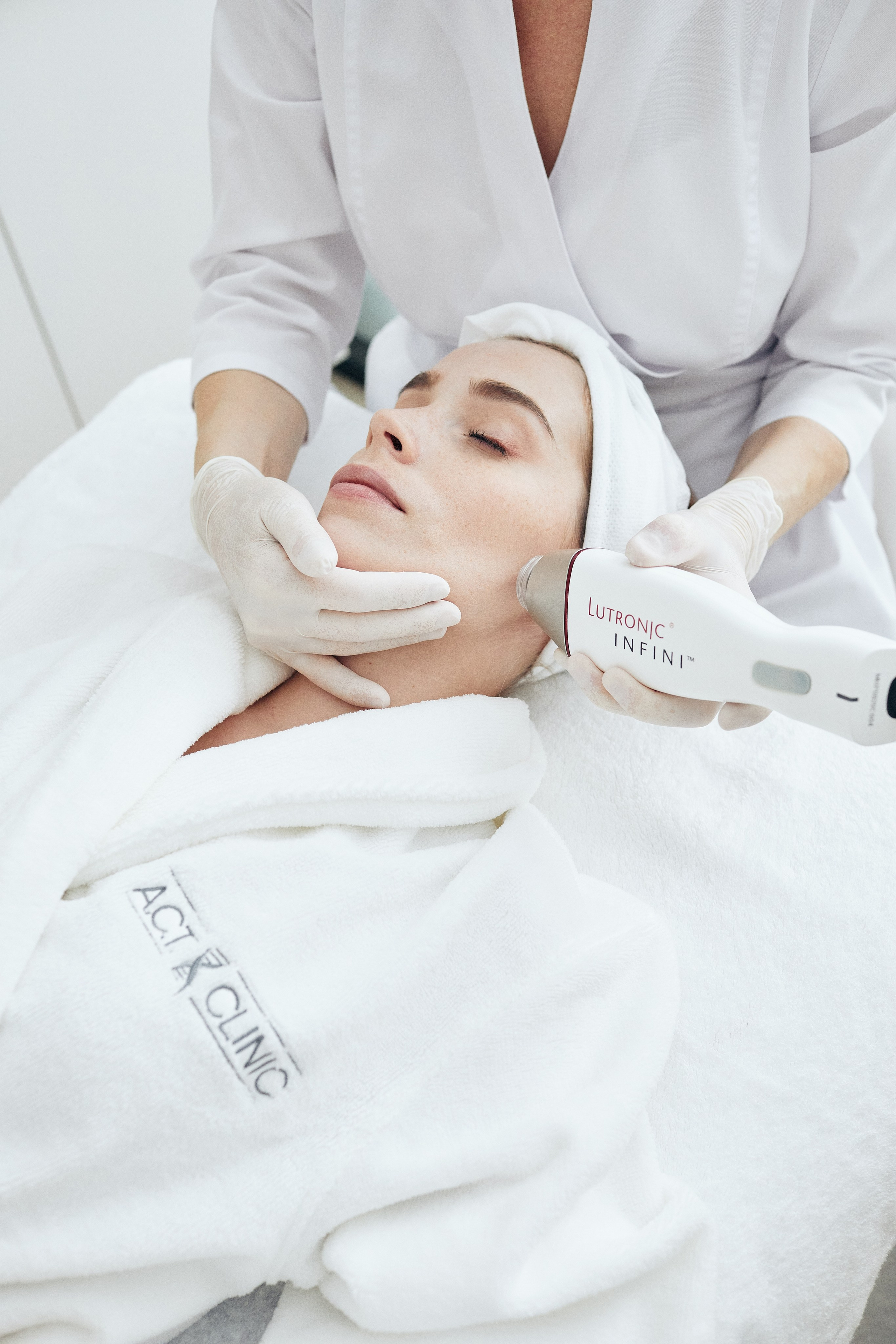 Имиджевая съёмка для салона красоты. Репортажный фотограф в Москве Константин Дерягин