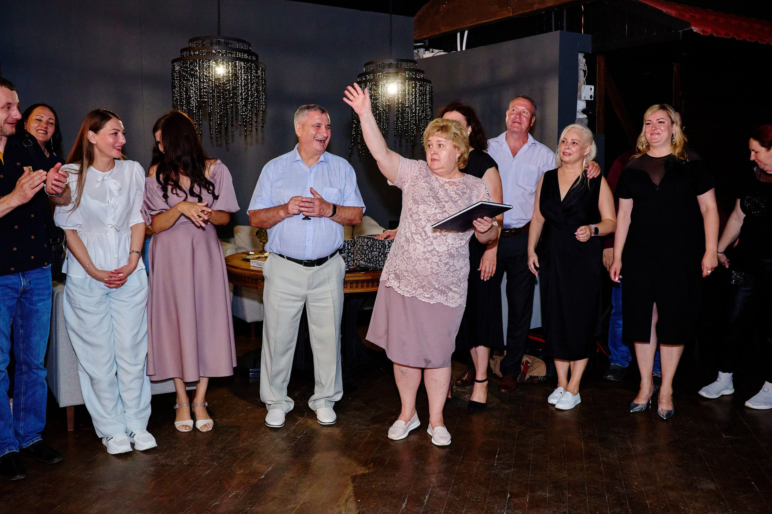 Выпускной 35 Сош. Фотограф Выпускные альбомы Таганрог Сергей Коробченко