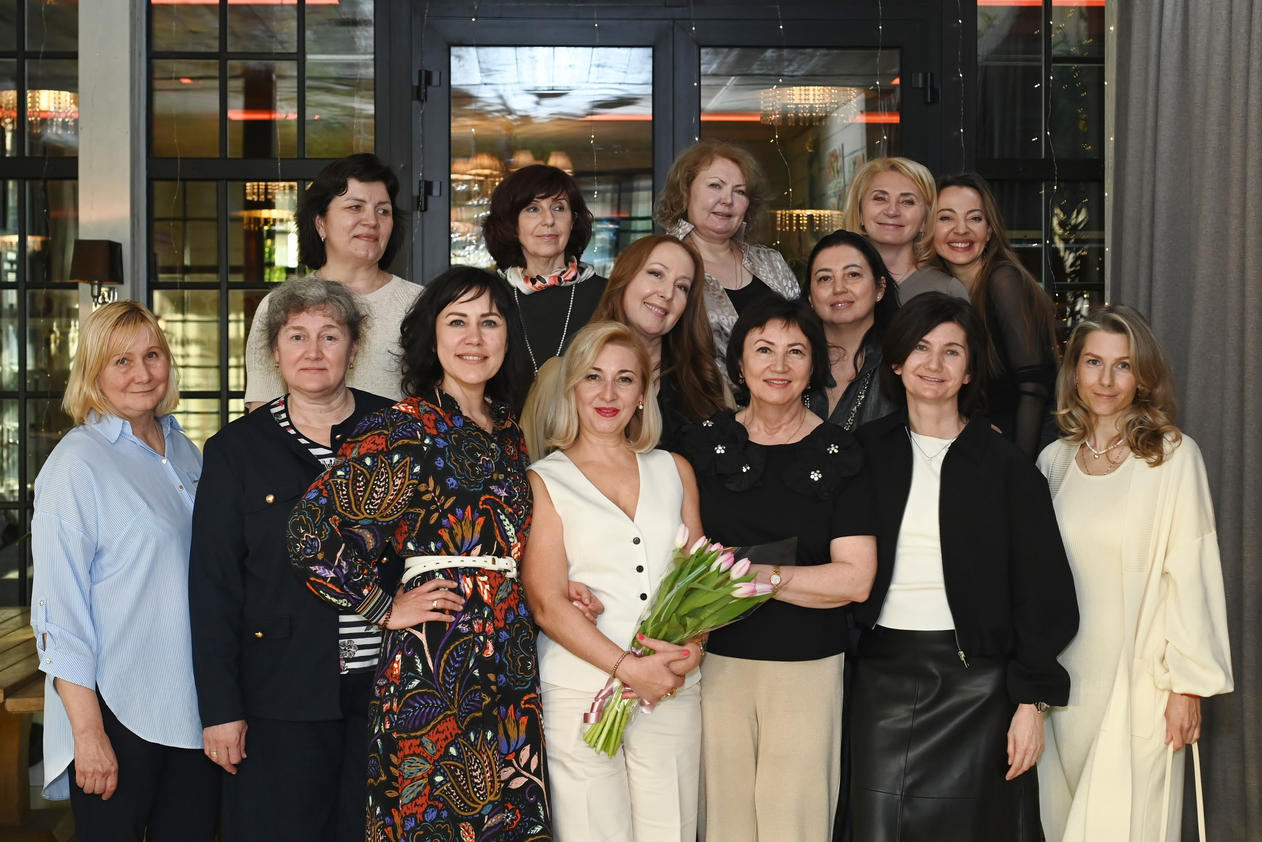 Взрослый День Рождения в ресторане Урюк. Свадебный и семейный фотограф в Москве Ирина Гончарова