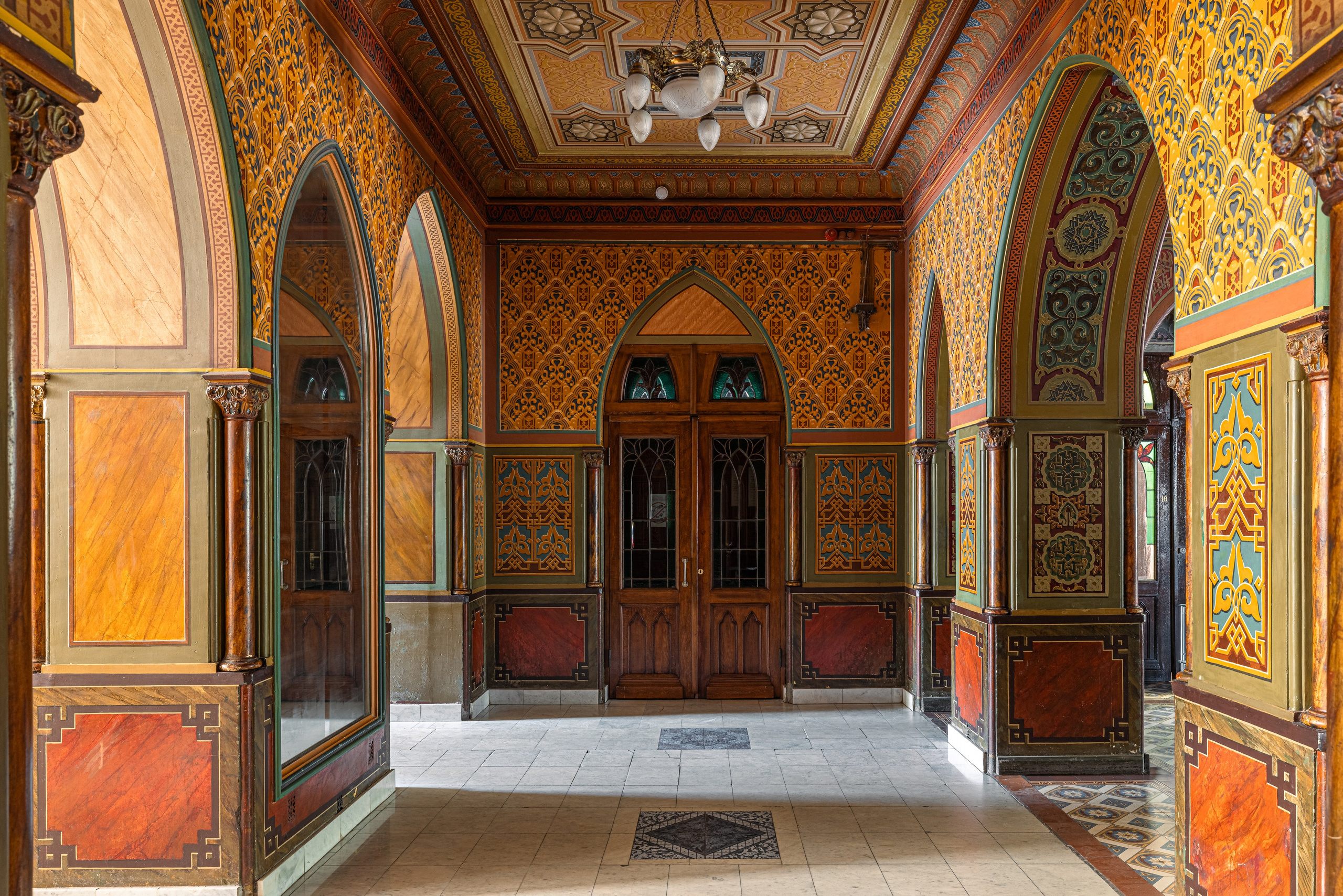 Красный замок Тихона Булычева на Вятке. Архитектор Чарушин И.А. Иван Благушин. Интерьерный и архитектурный фотограф в Москве и Санкт-Петербурге