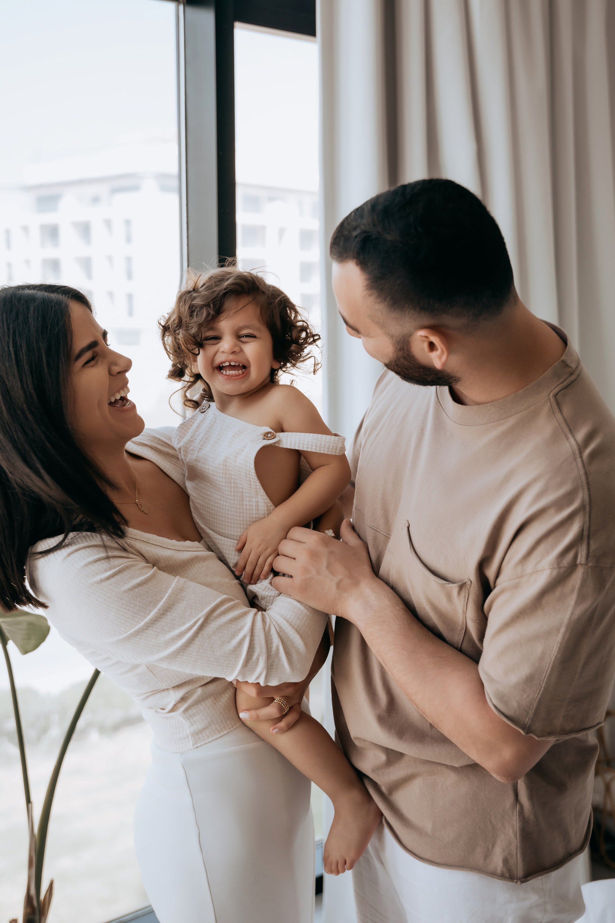 Lifestyle Newborn Photoshoot Dubai | Real Moments