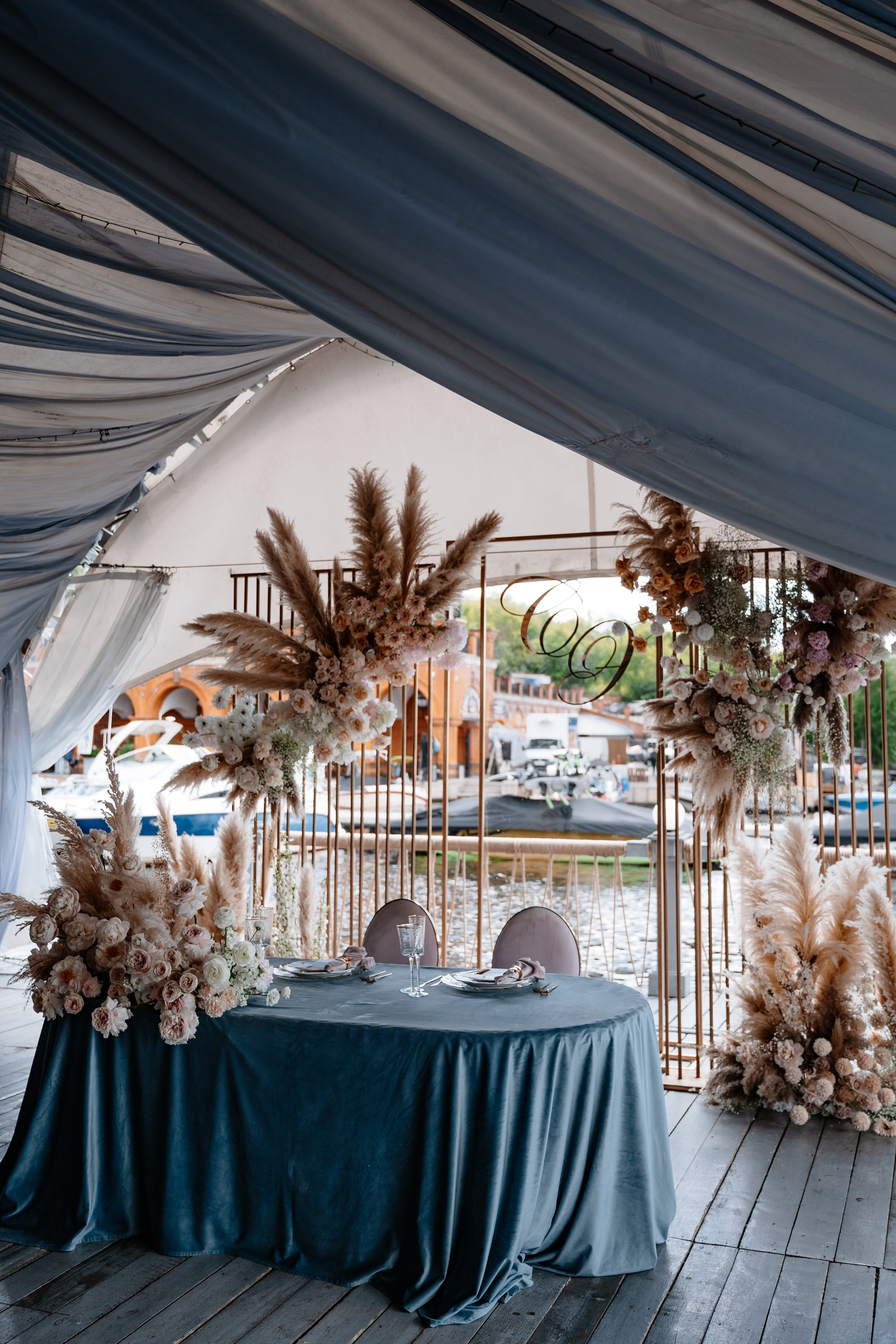 Выездная регистрация свадьбы в ресторане River Club Moscow. Свадебный и семейный фотограф в Москве Светлана Зоткина