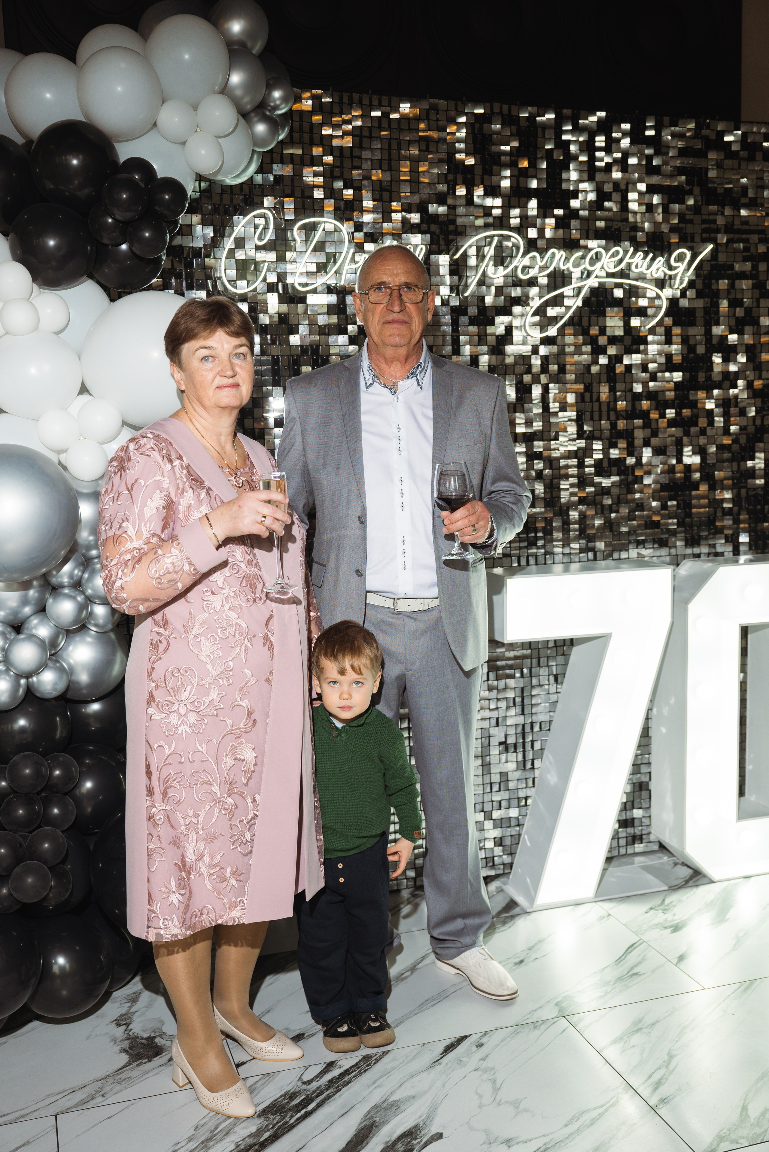 Юбилей 70 лет. Фотограф Москва Настя Профотовна. Репортажные, свадебные и контент фотосессии