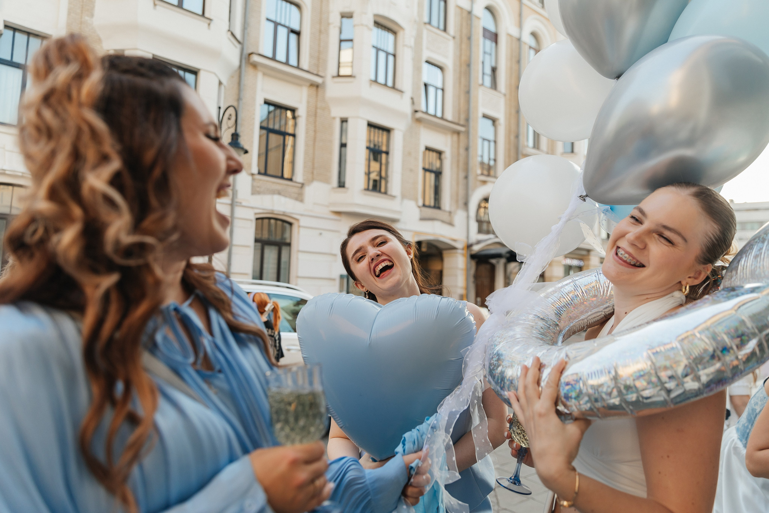 Девичник в Jam в голубом цвете. Фотограф Москва, Балашиха, МО. Свадьбы, репортажи, контент, портреты